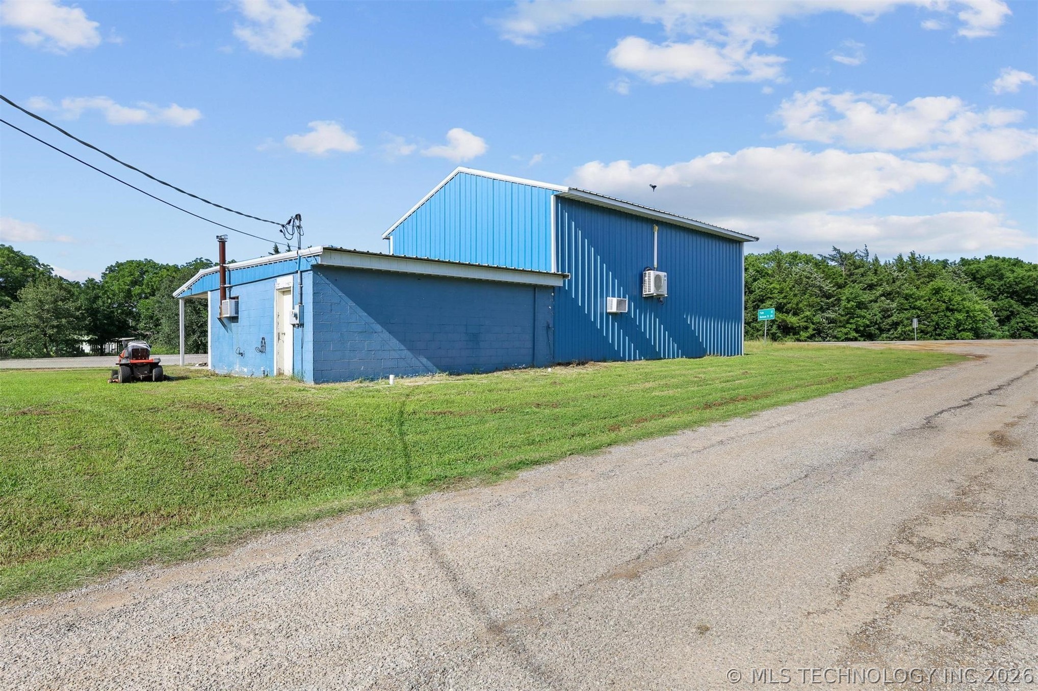15715 State Road 78 Property Photo 30