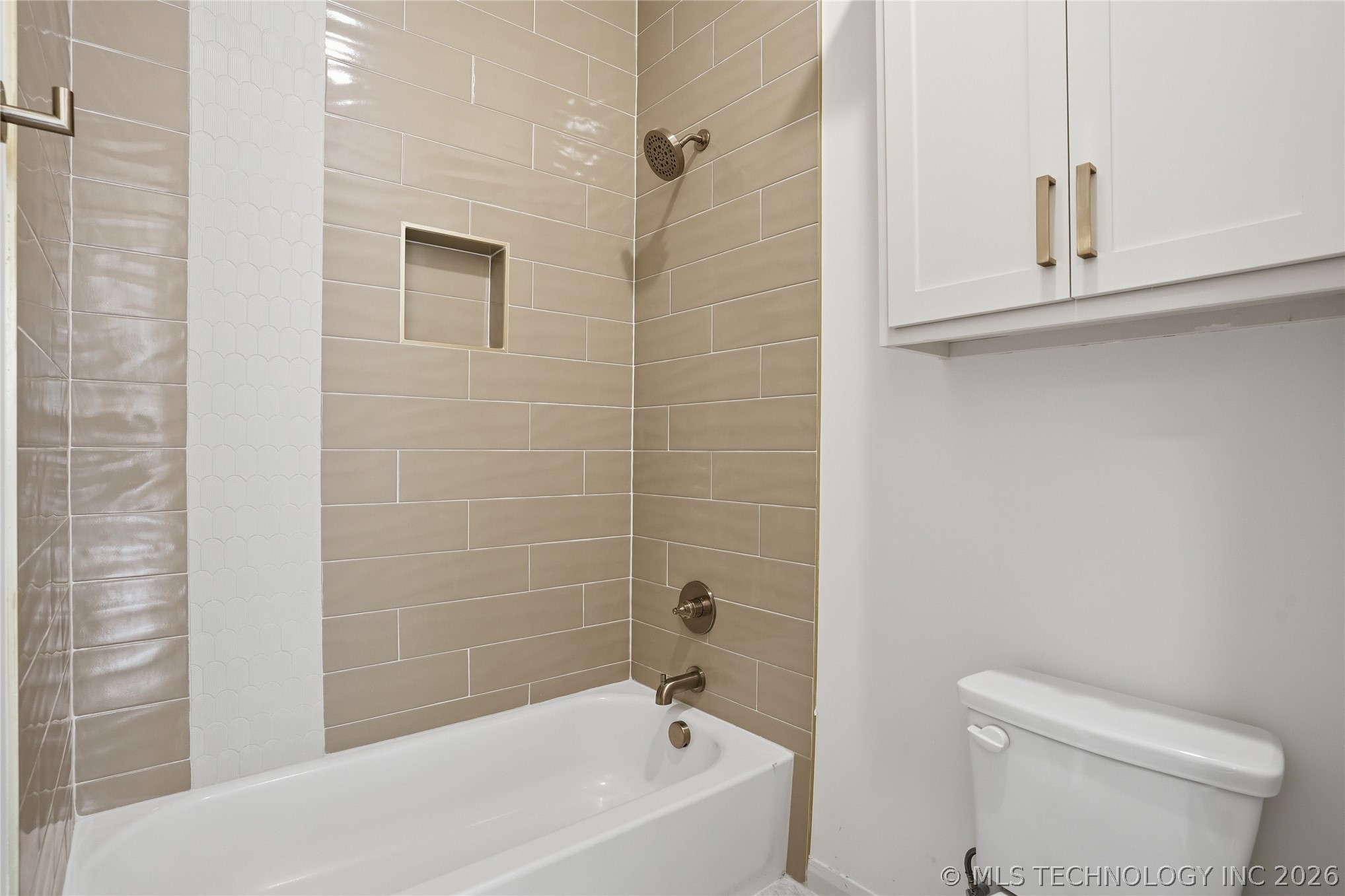 12029 S Vandalia Avenue Property Photo 42