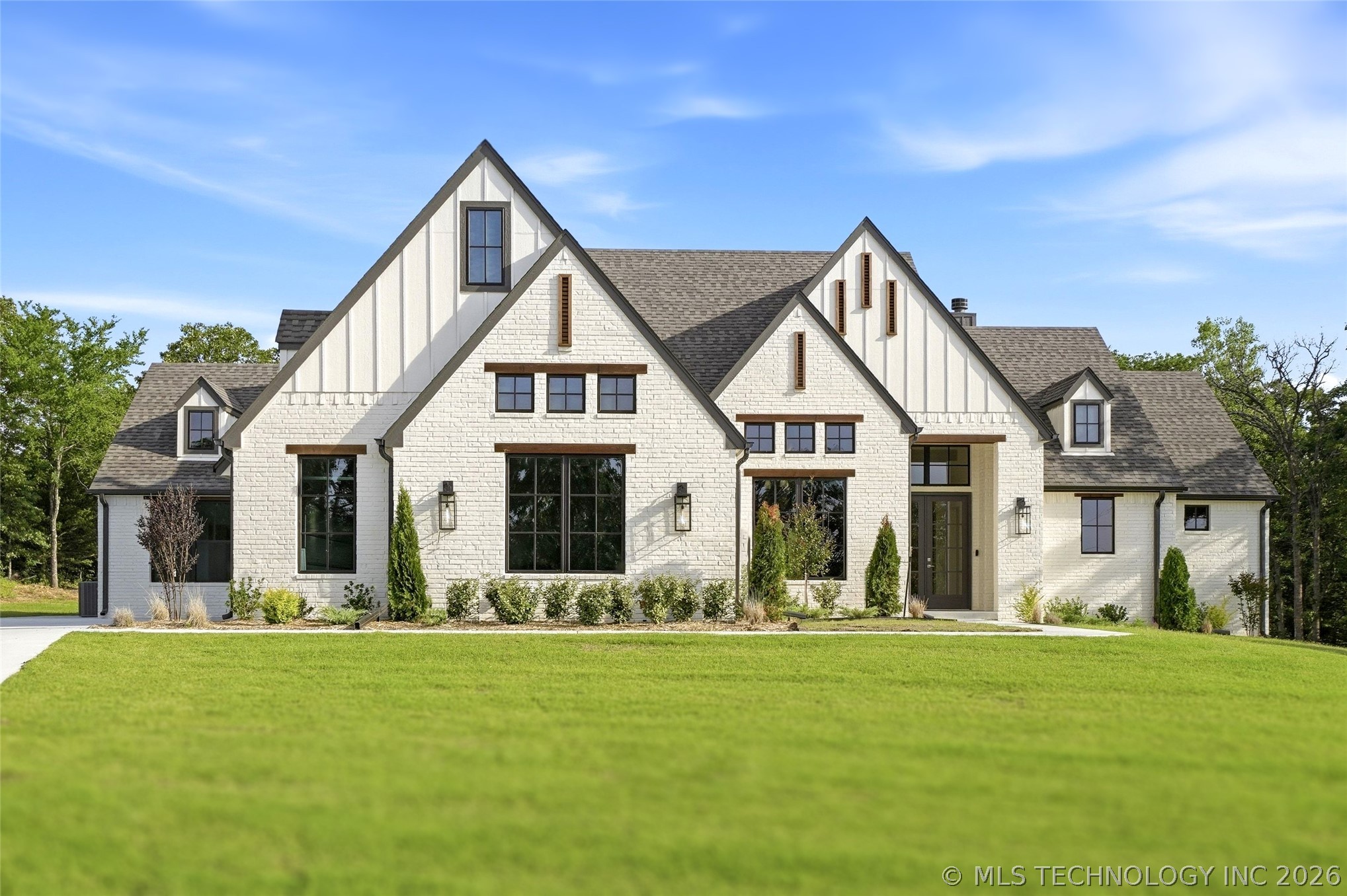 2714 Hickory Ridge Drive Property Photo 1