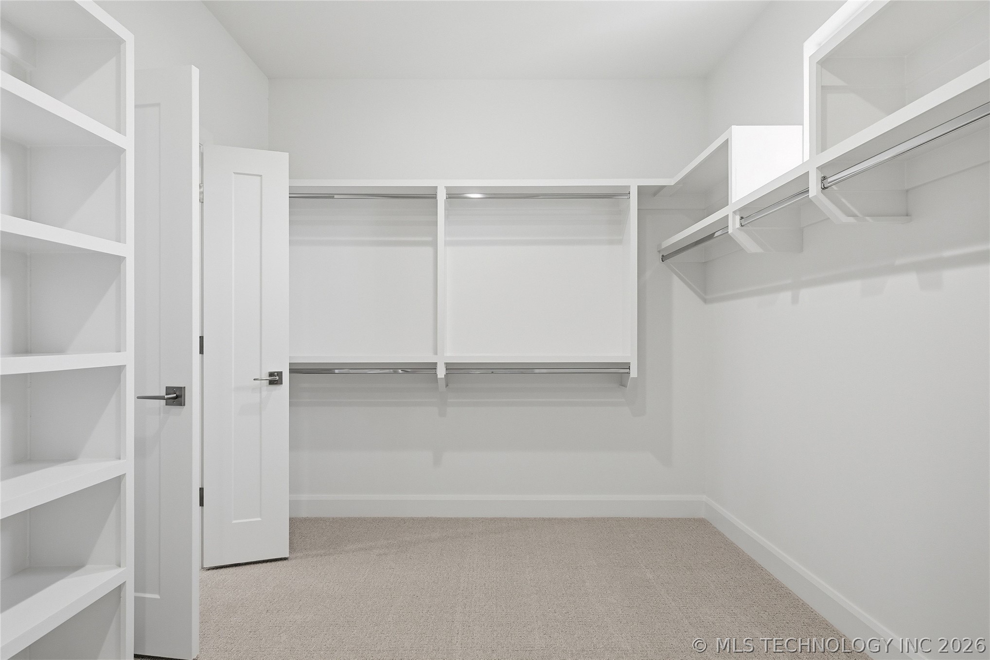 2714 Hickory Ridge Drive Property Photo 30