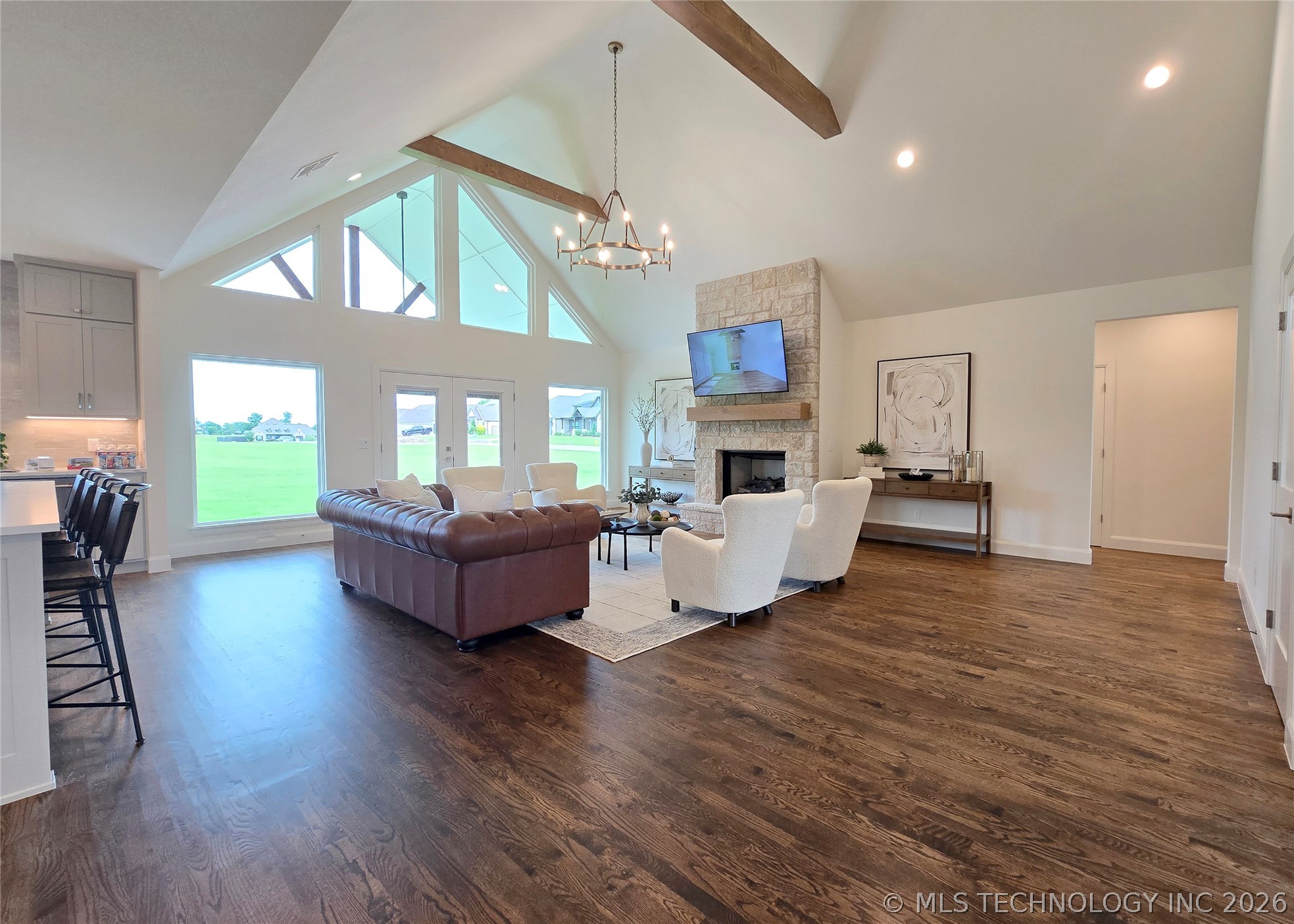 1831 E 44th Street Property Photo 8