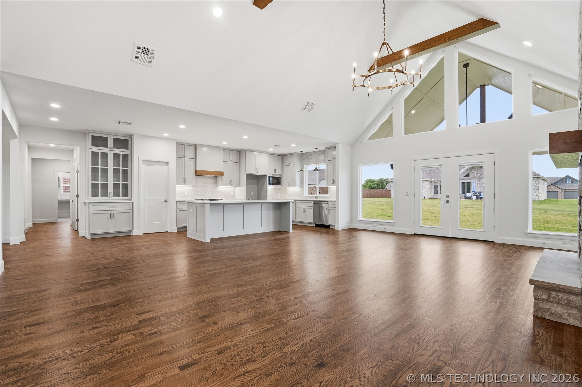 1831 E 44th Street Property Photo 12