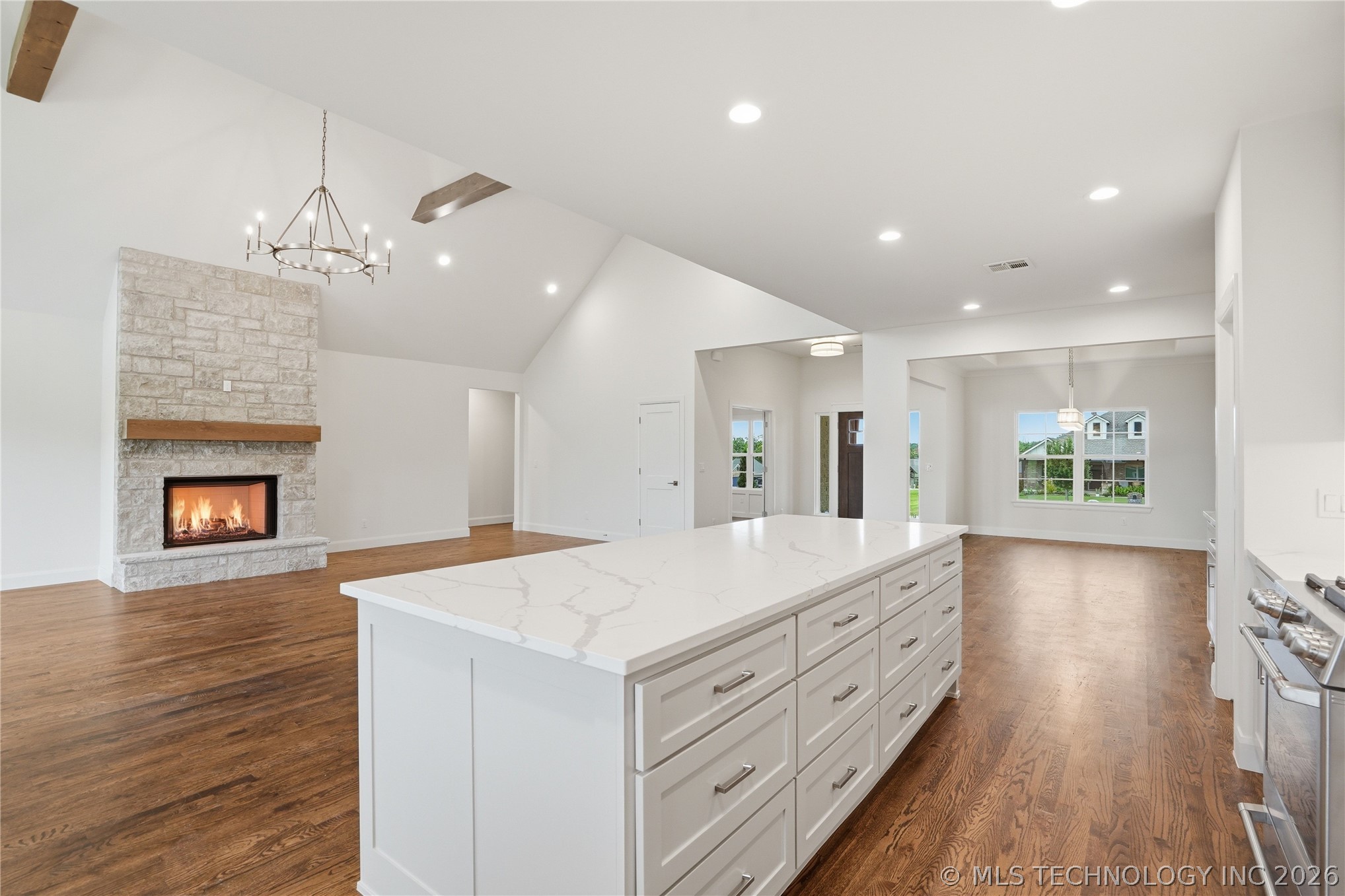 1831 E 44th Street Property Photo 19