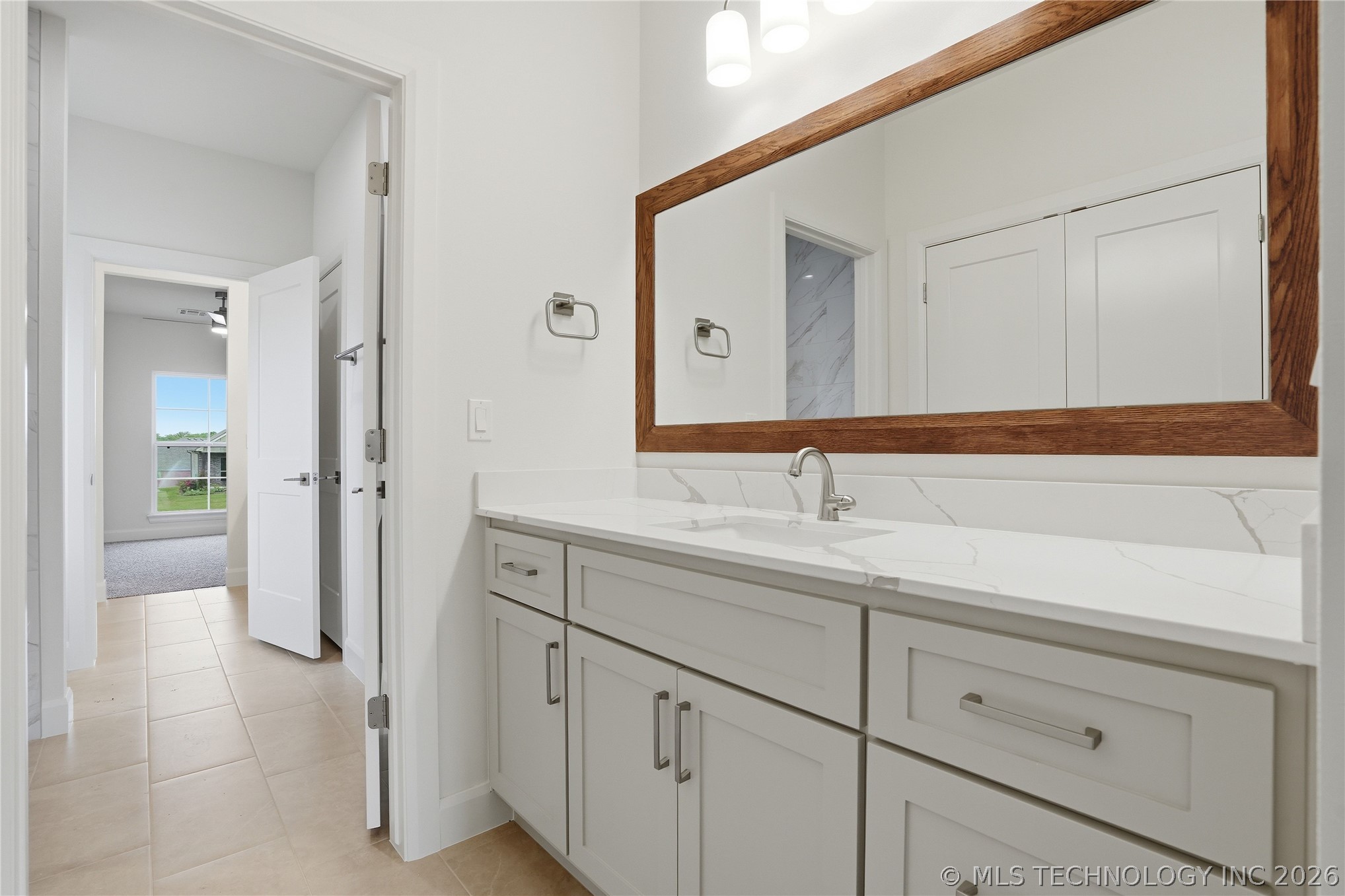 1831 E 44th Street Property Photo 34