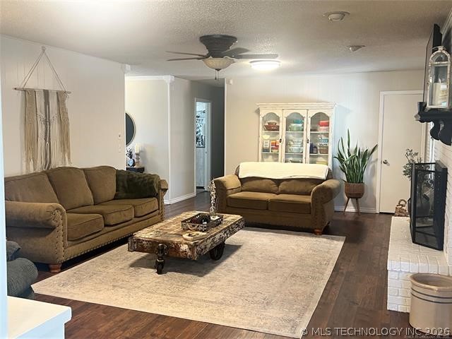1901 Mockingbird Property Photo 7