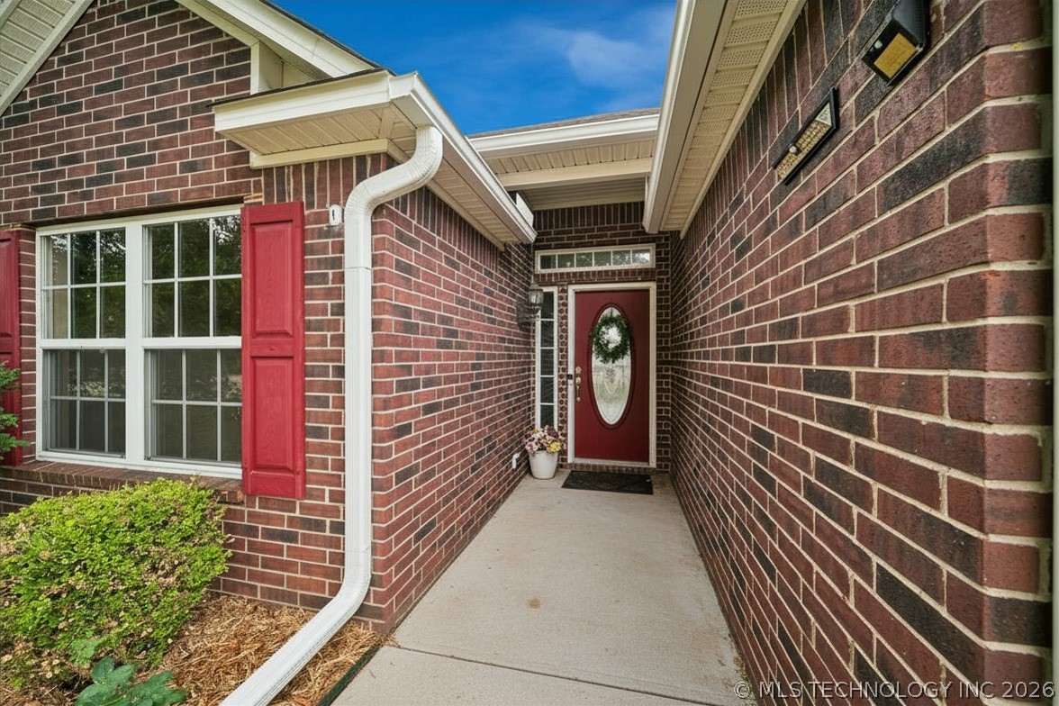 5309 Richmond Drive Property Photo 2