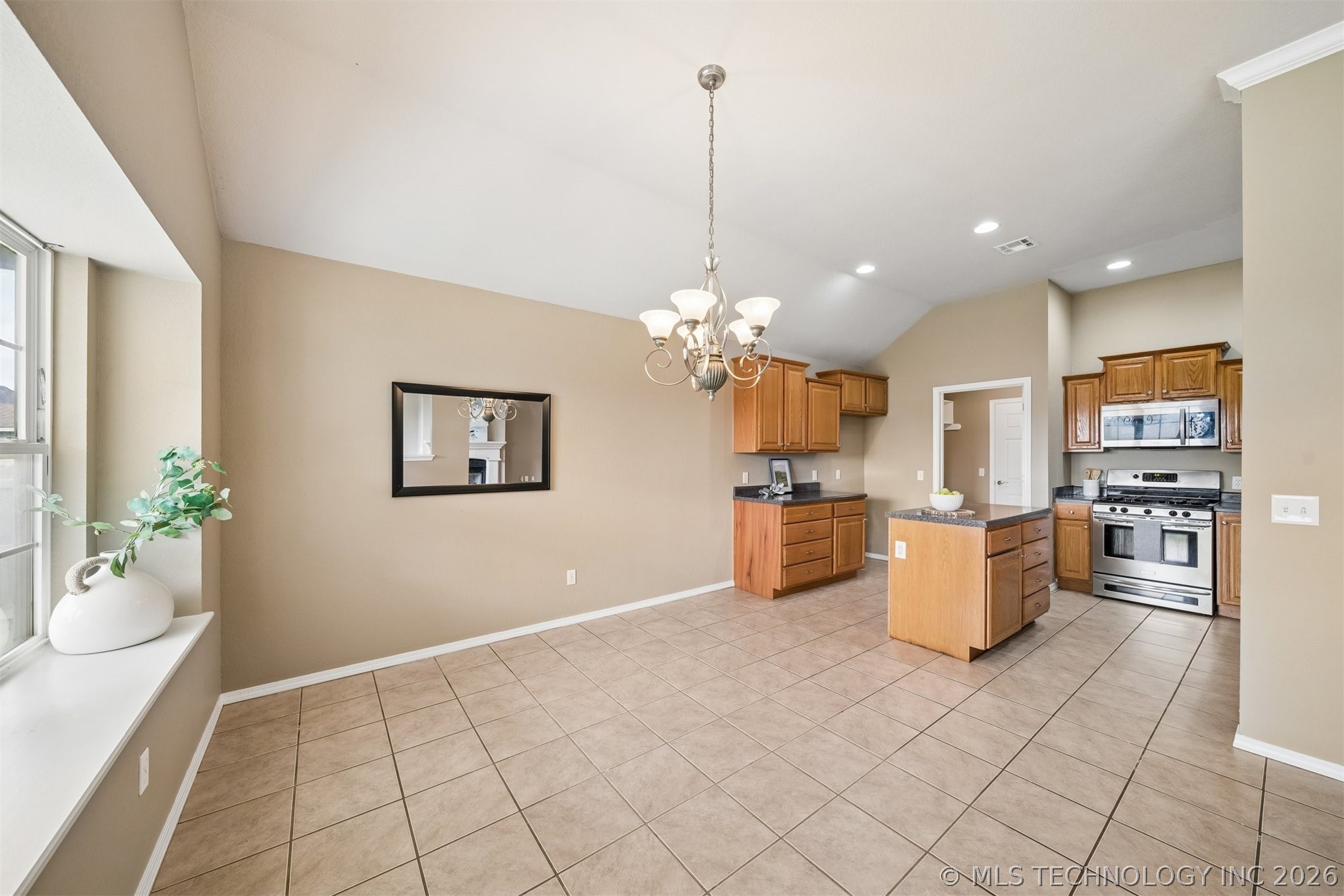 5309 Richmond Drive Property Photo 12