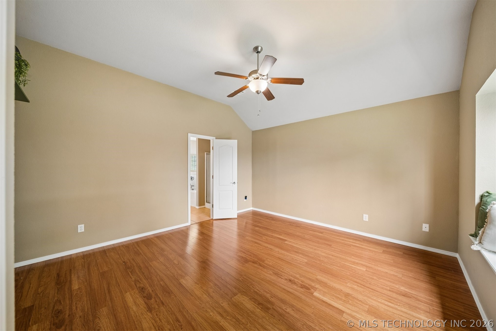 5309 Richmond Drive Property Photo 24