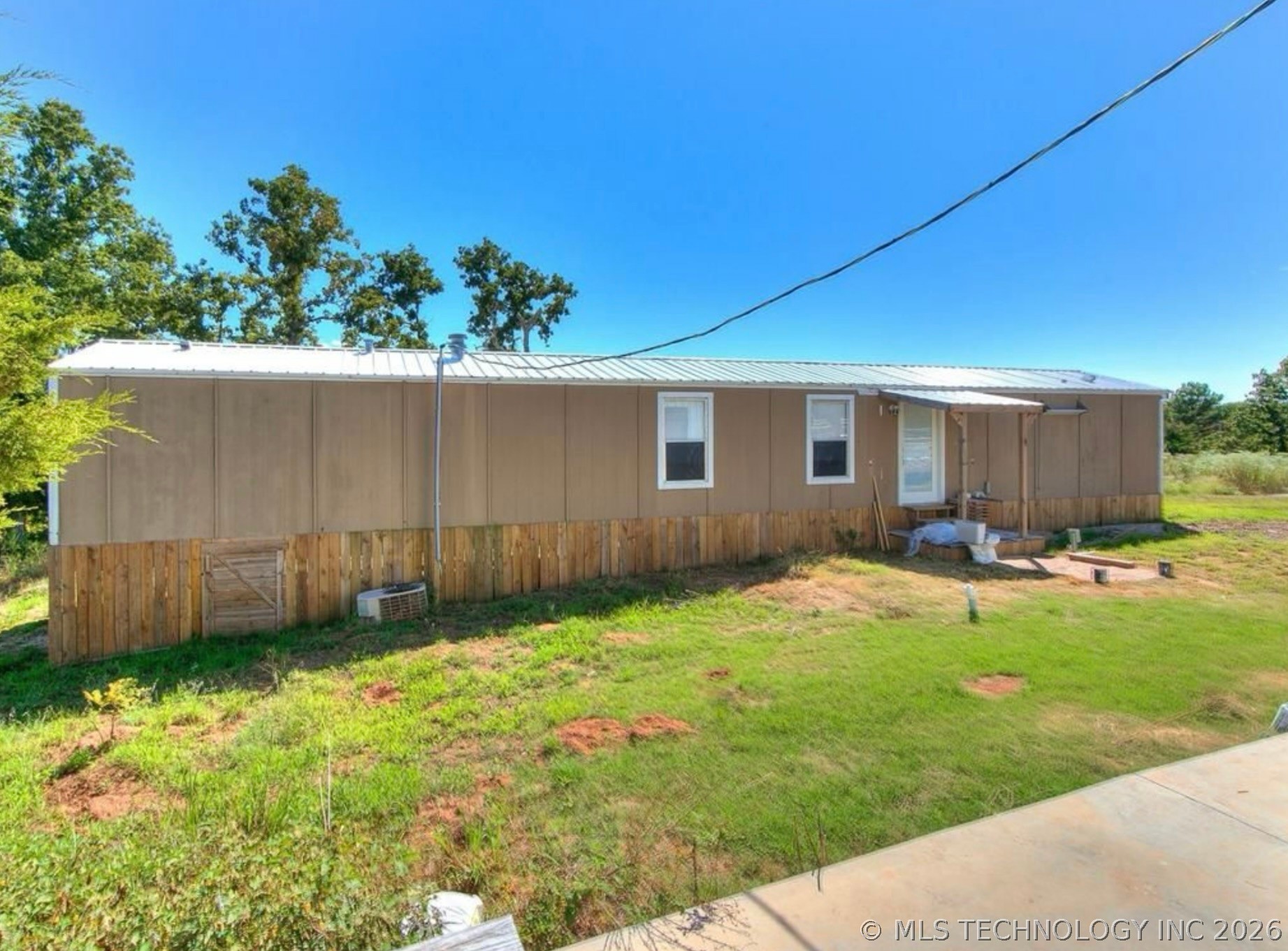 19700 Mooseville Drive Property Photo 4