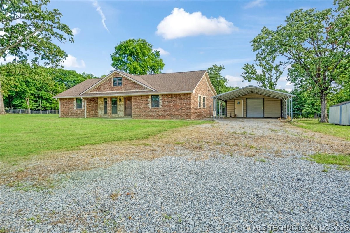 7939 W G Bar Road Property Photo 2