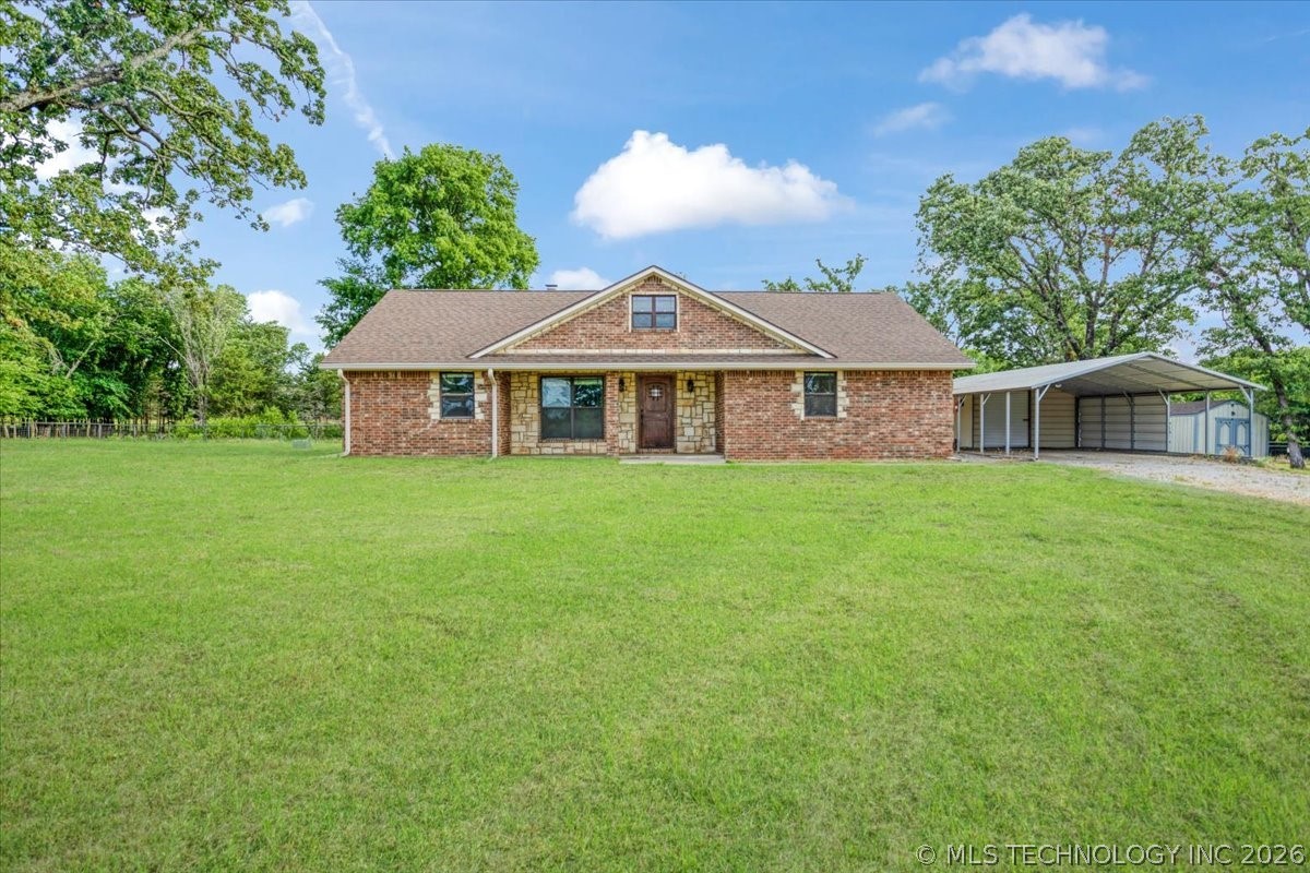 7939 W G Bar Road Property Photo 3