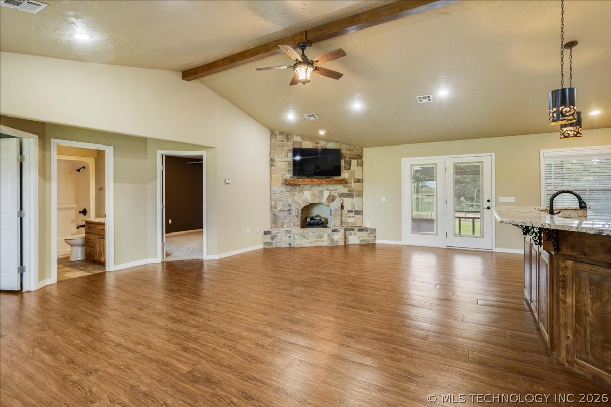 7939 W G Bar Road Property Photo 13