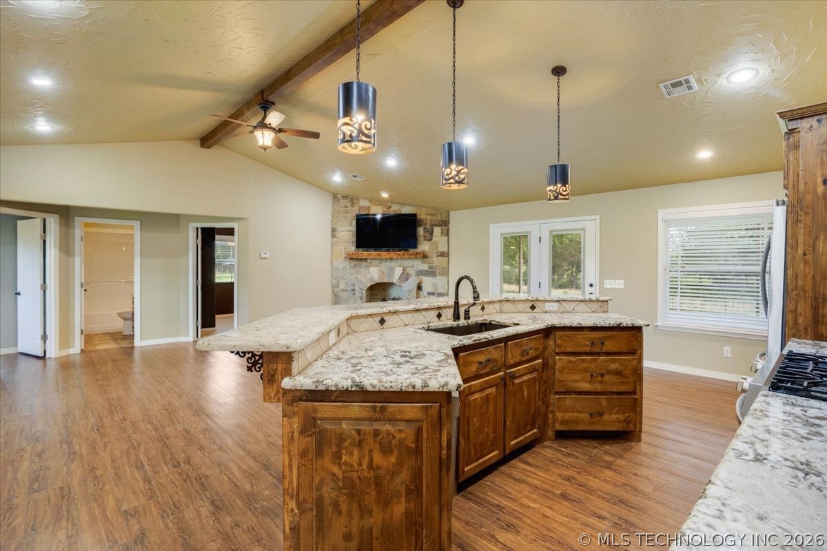 7939 W G Bar Road Property Photo 15