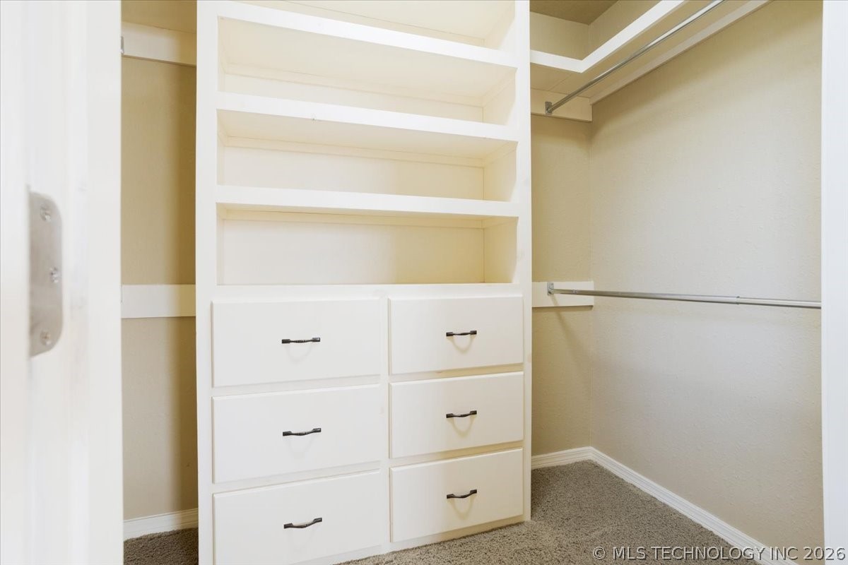 7939 W G Bar Road Property Photo 24
