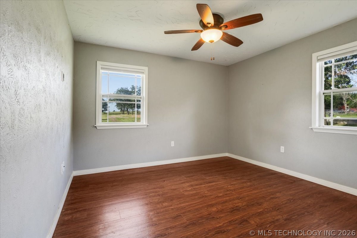 7939 W G Bar Road Property Photo 26