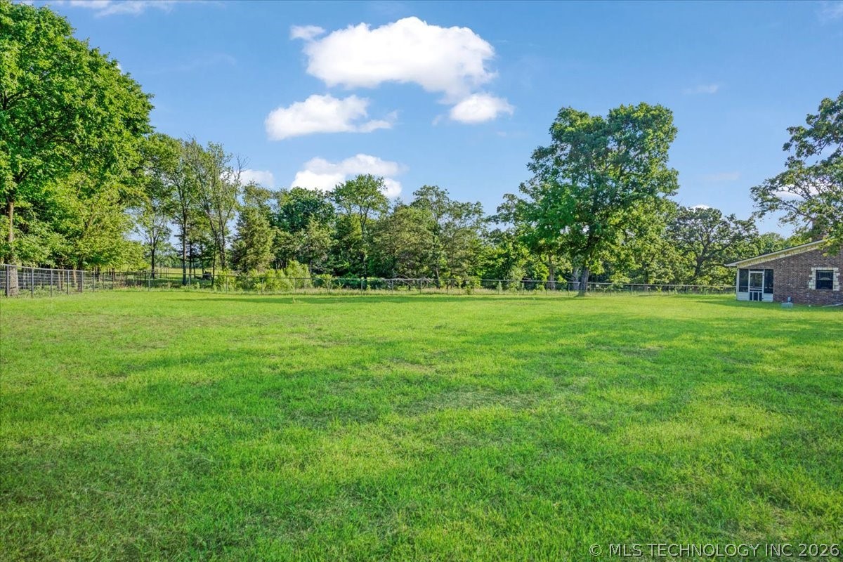 7939 W G Bar Road Property Photo 35