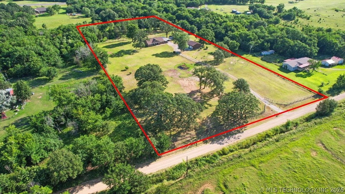7939 W G Bar Road Property Photo 40
