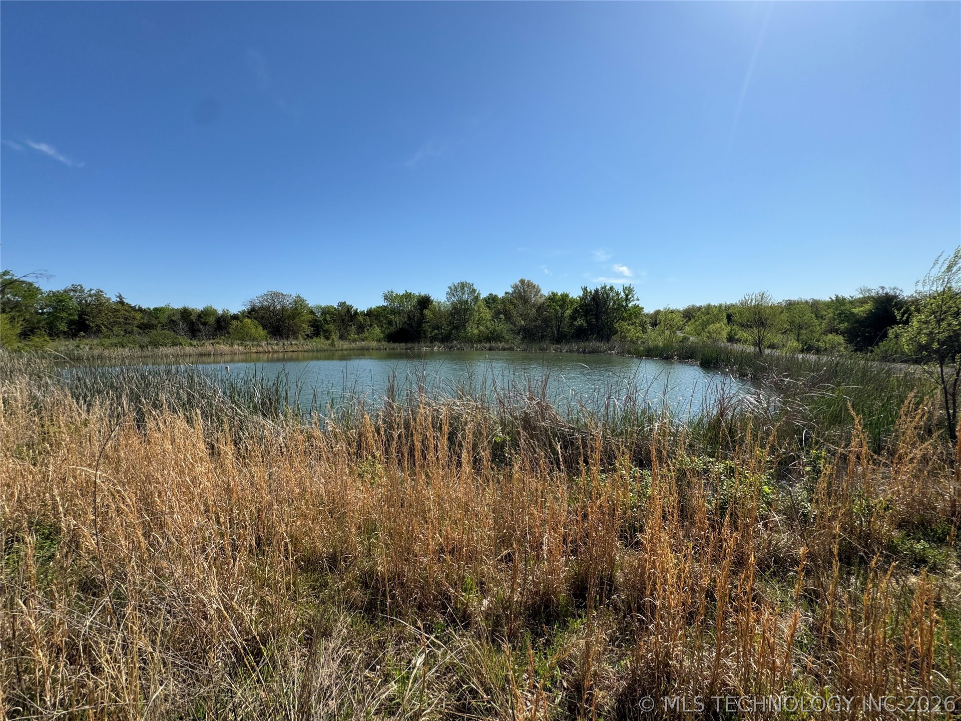 E Blue Creek Road Property Photo 1