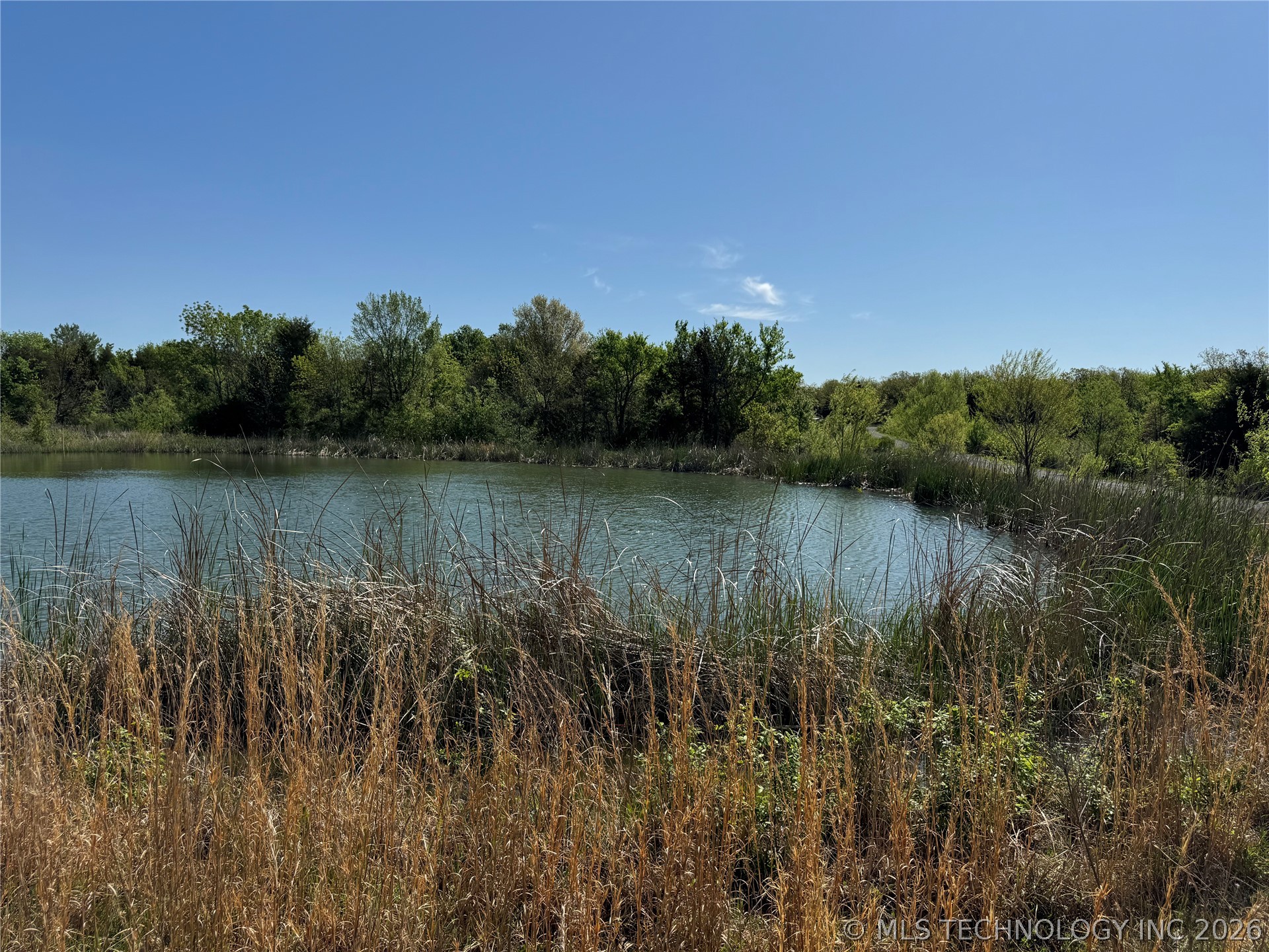 E Blue Creek Road Property Photo 2