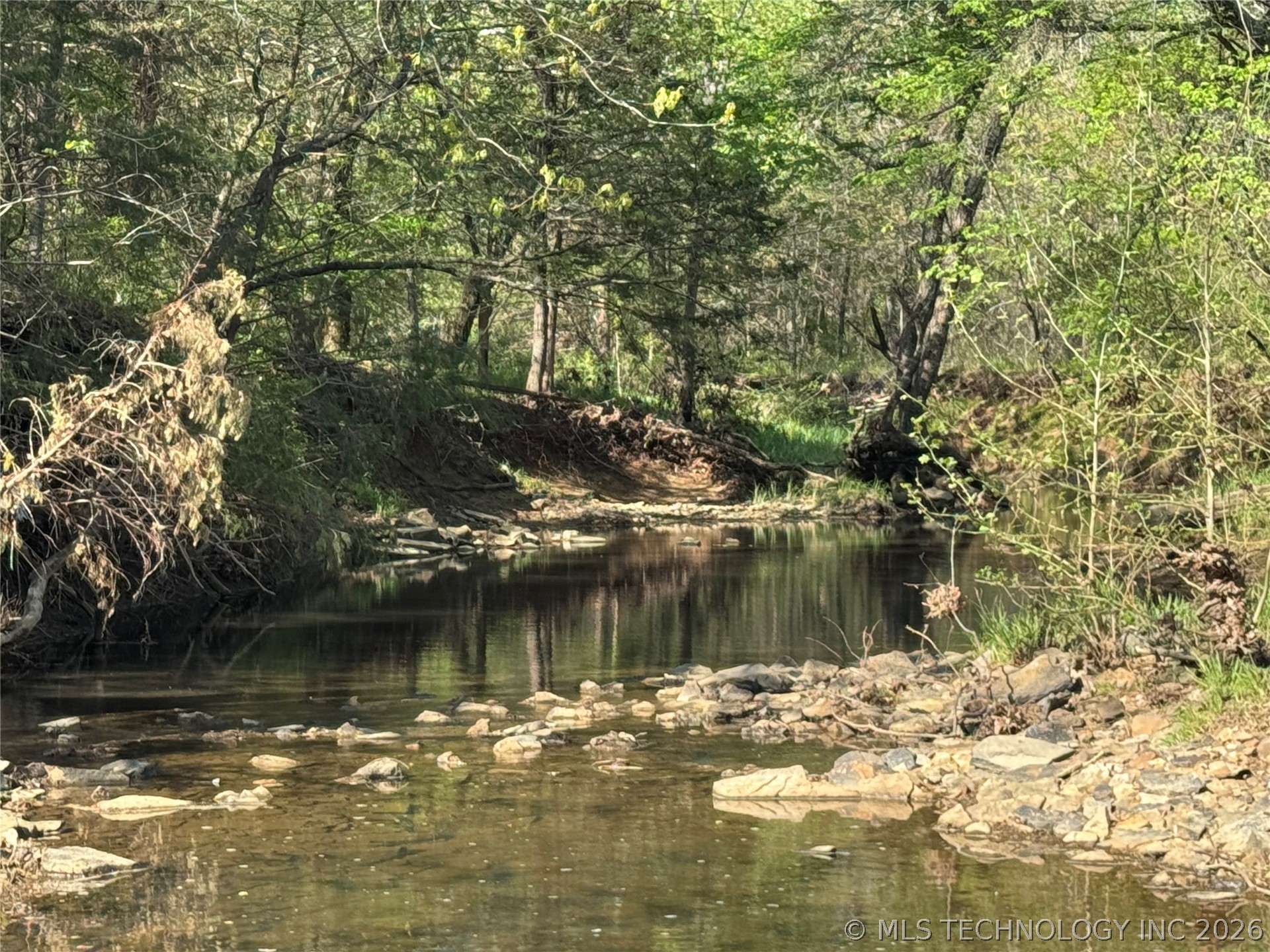 E Blue Creek Road Property Photo 30