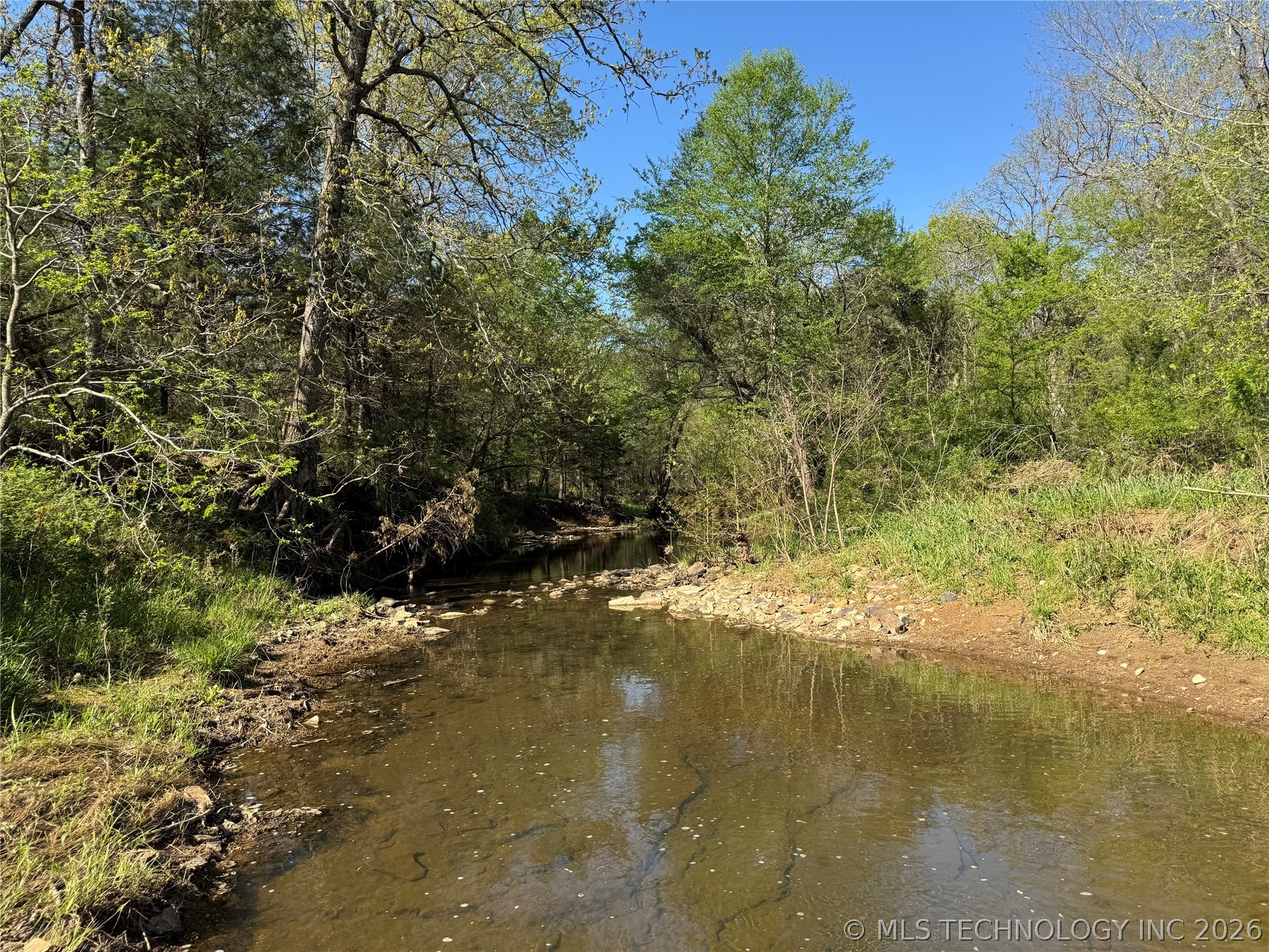 E Blue Creek Road Property Photo 31