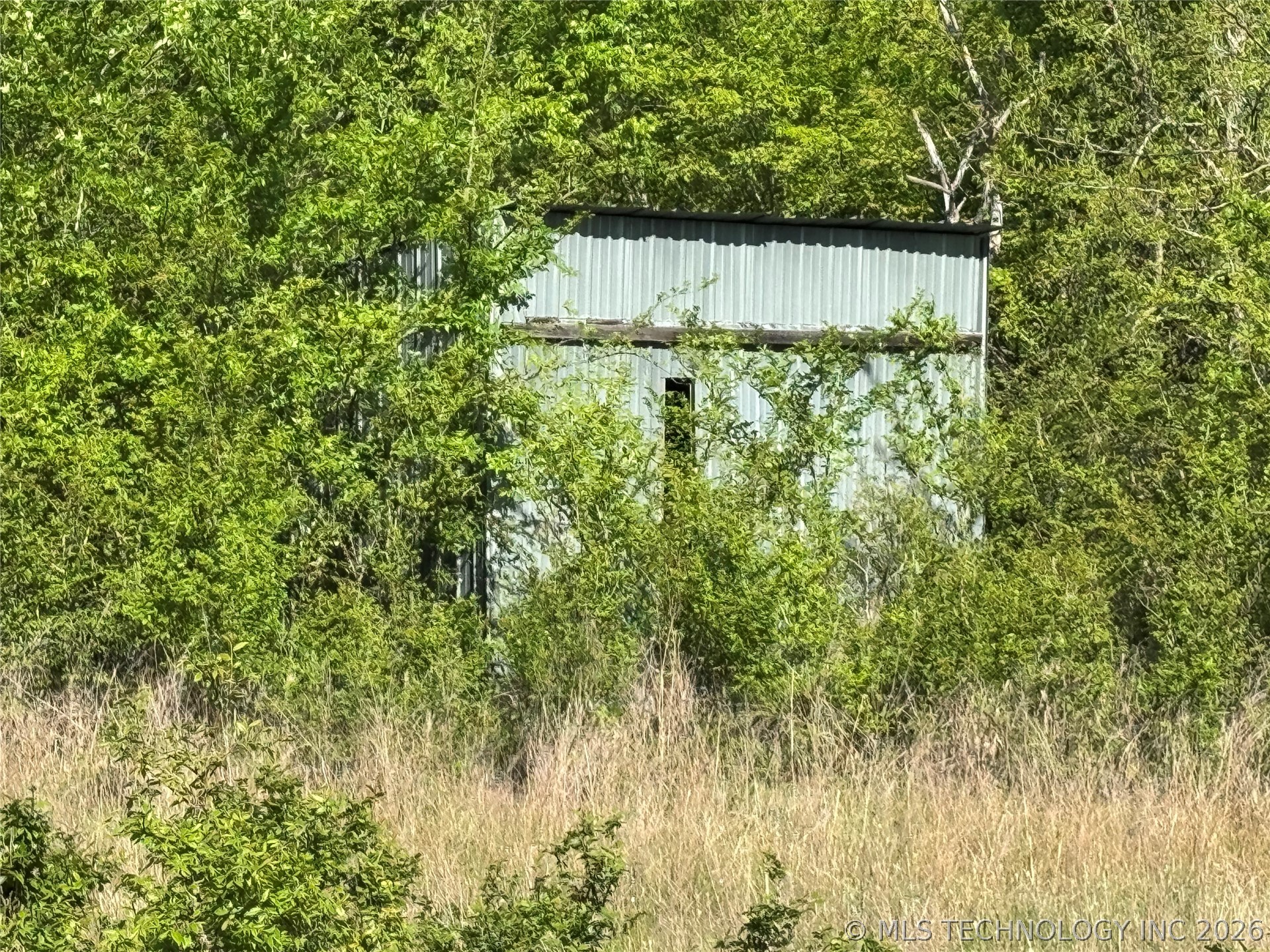 E Blue Creek Road Property Photo 48