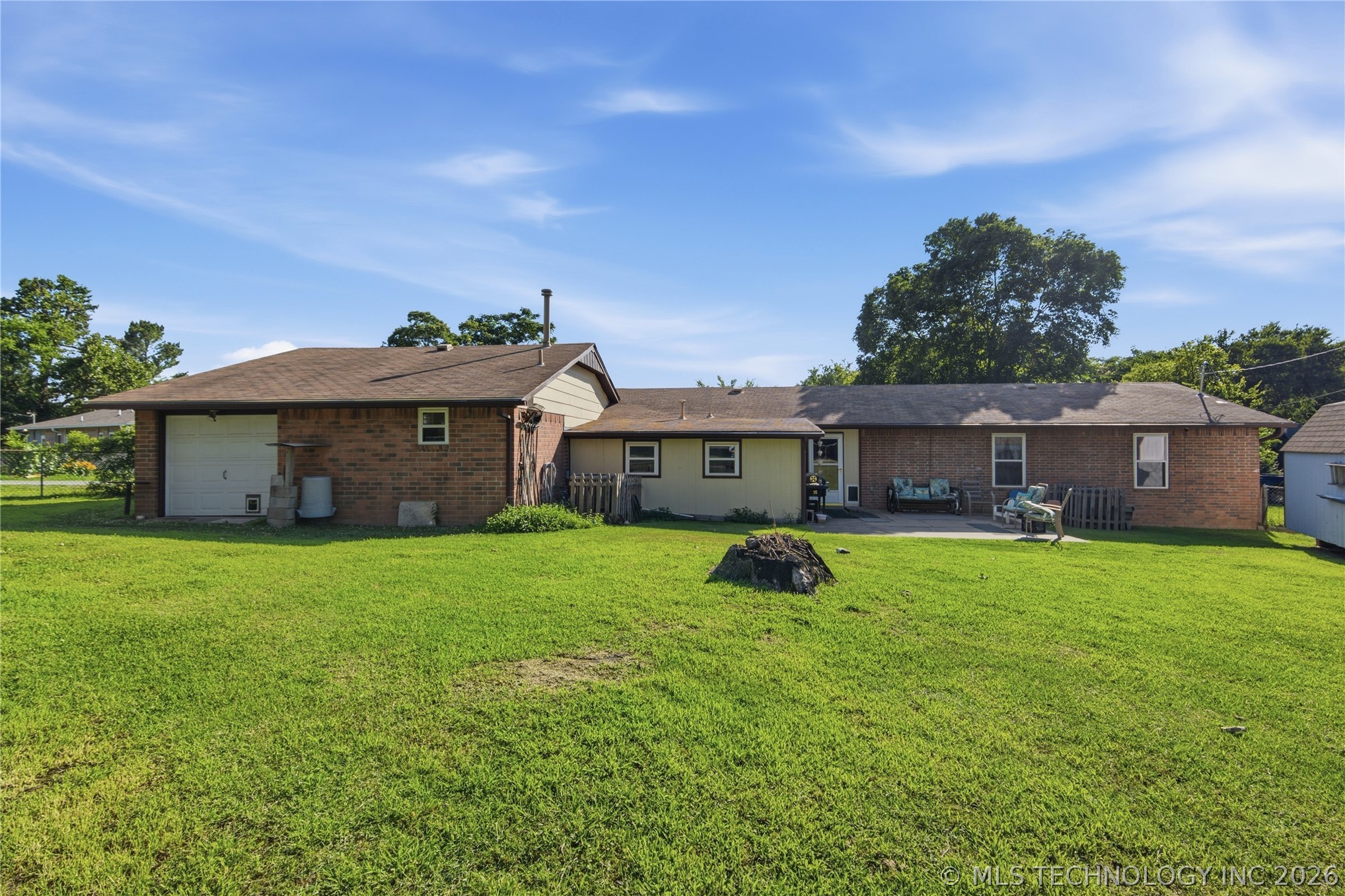 800 N Ross Property Photo 23