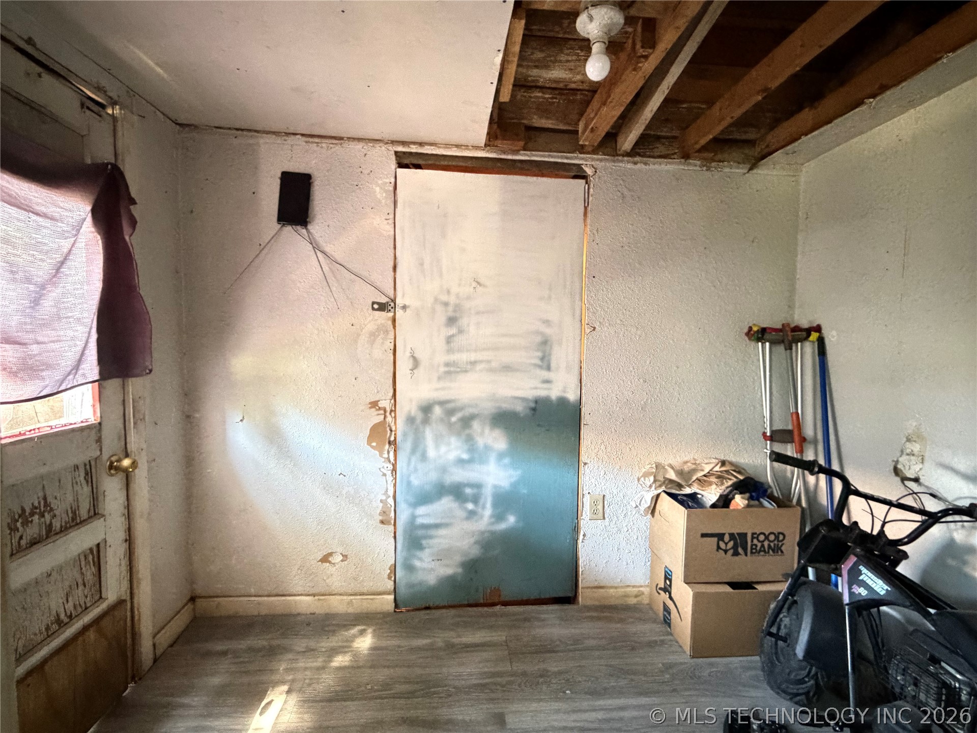311 E 4th Avenue Property Photo 5