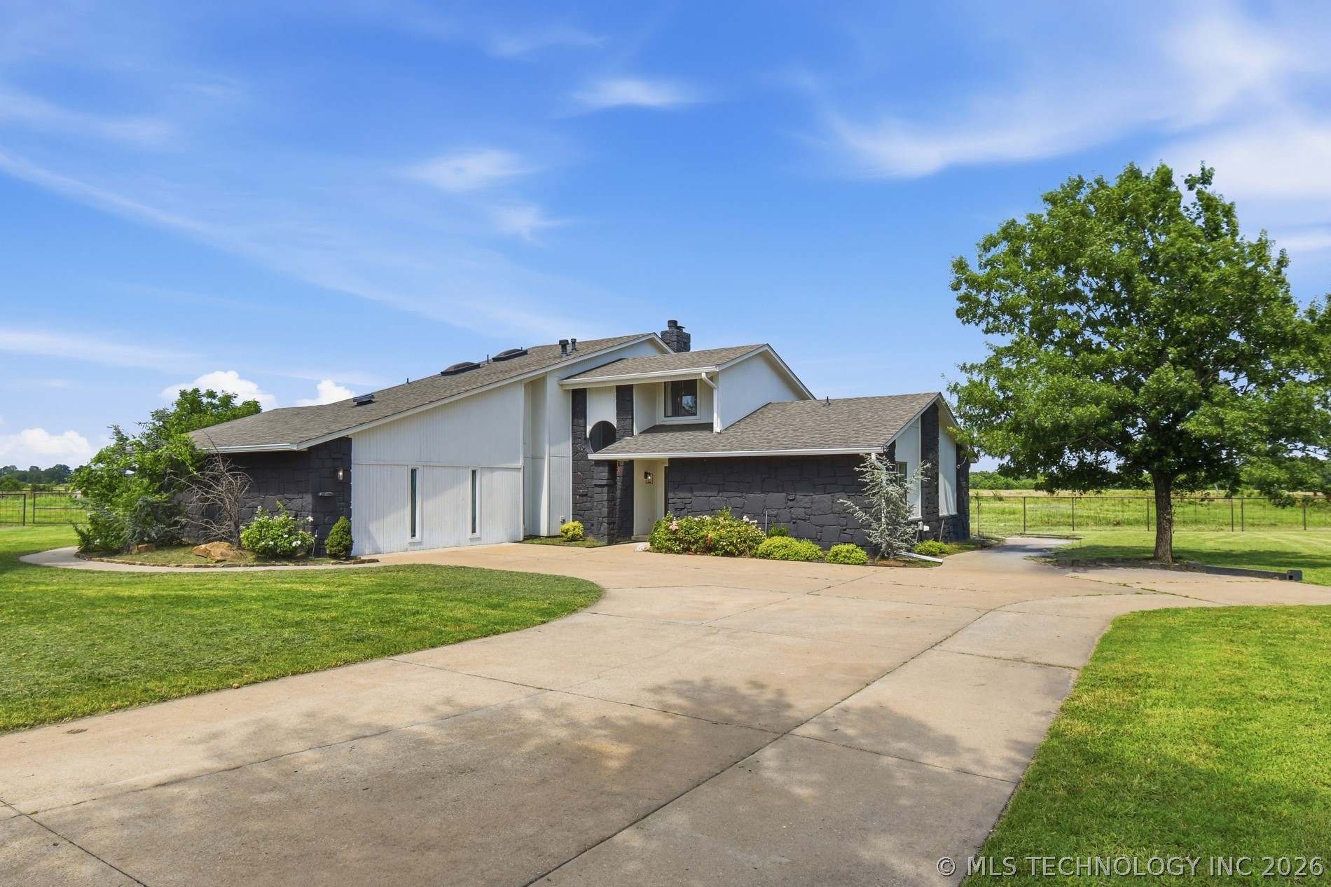 16403 S 145th East Avenue Property Photo 53