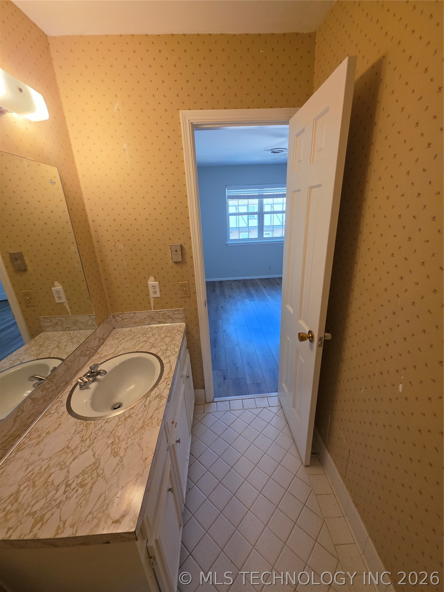 3109 E 25th Place S 3 Property Photo 16