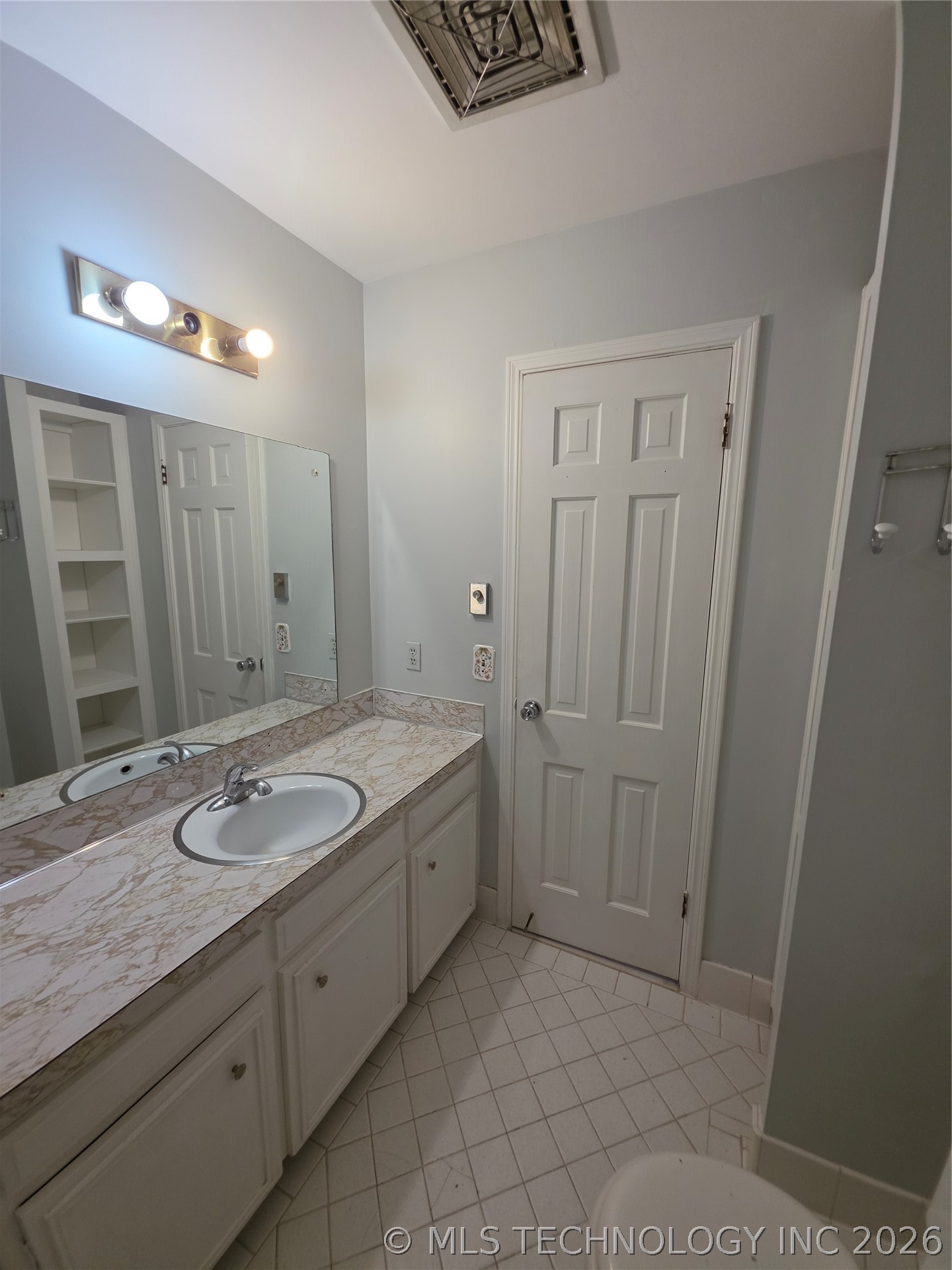 3109 E 25th Place S 3 Property Photo 24