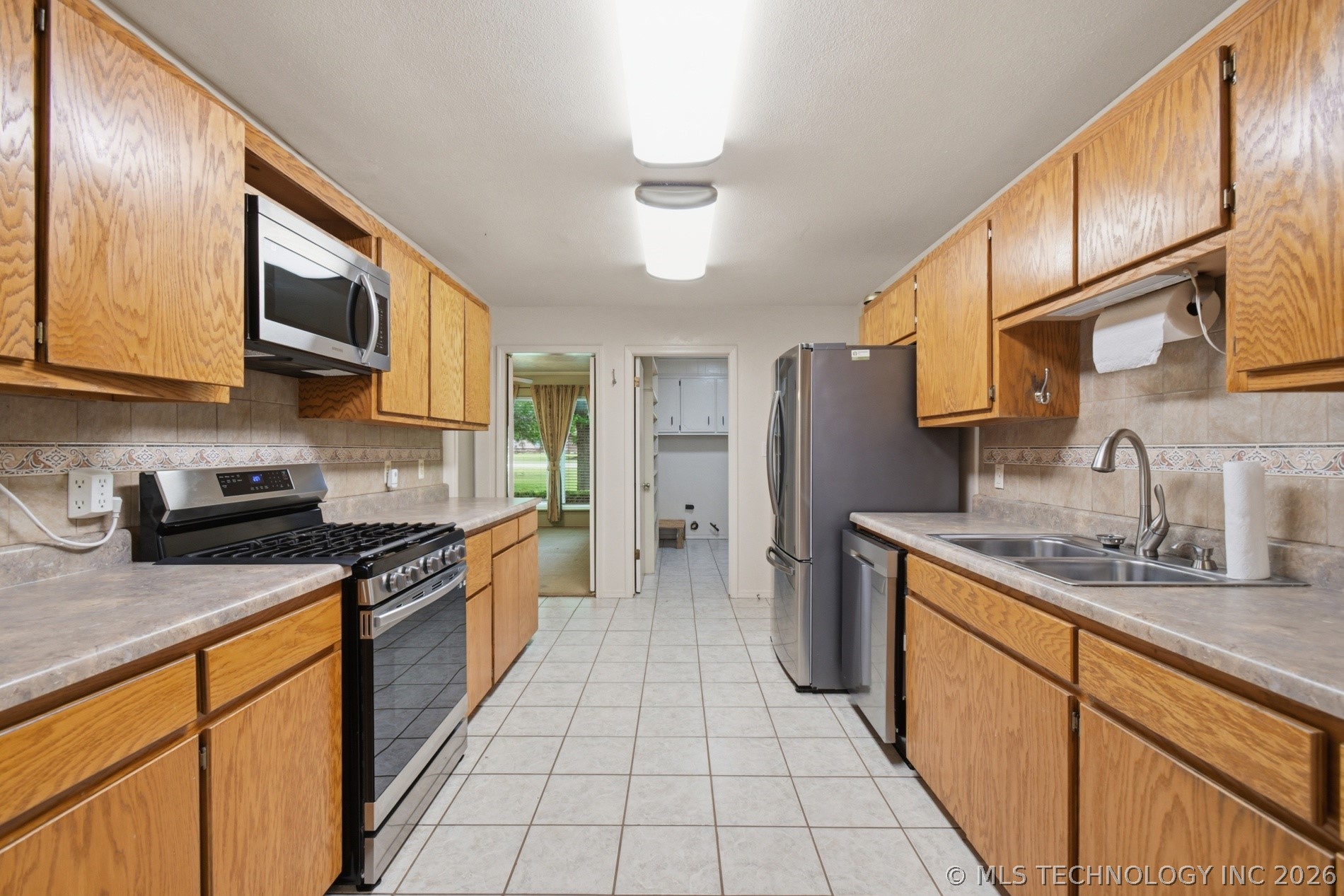 23734 S Southridge Drive Property Photo 19