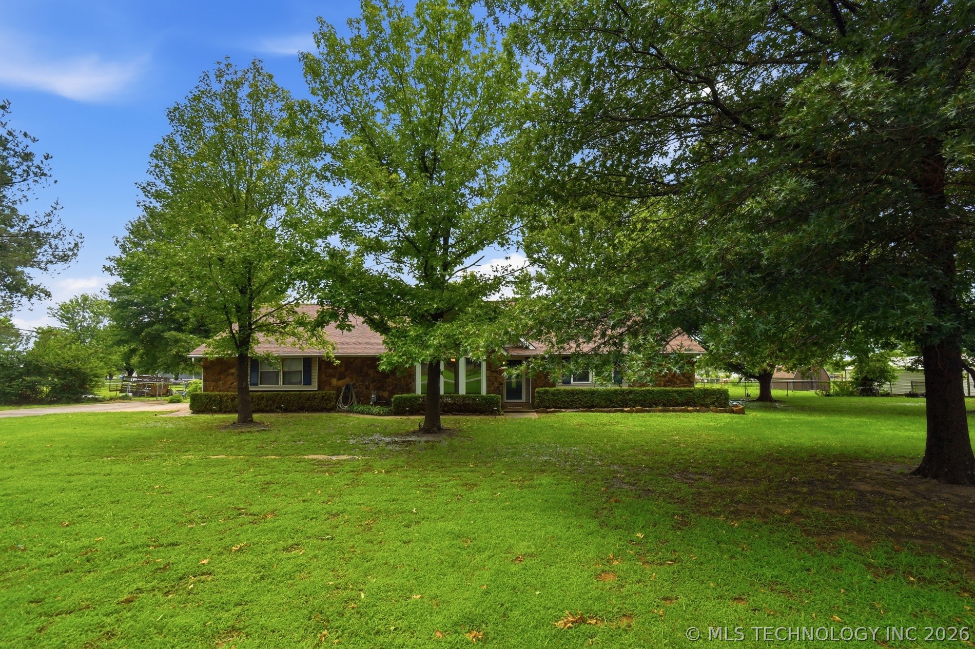 23734 S Southridge Drive Property Photo 40