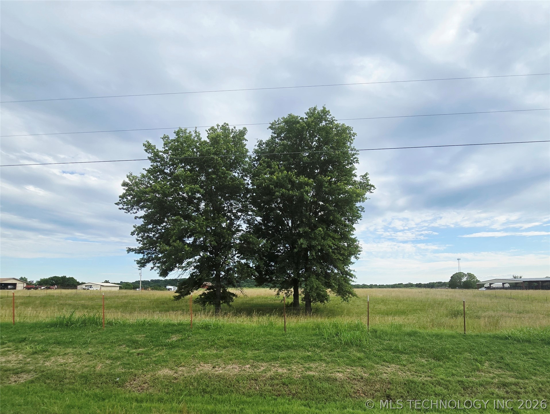 13126 E 510 Road Property Photo 1