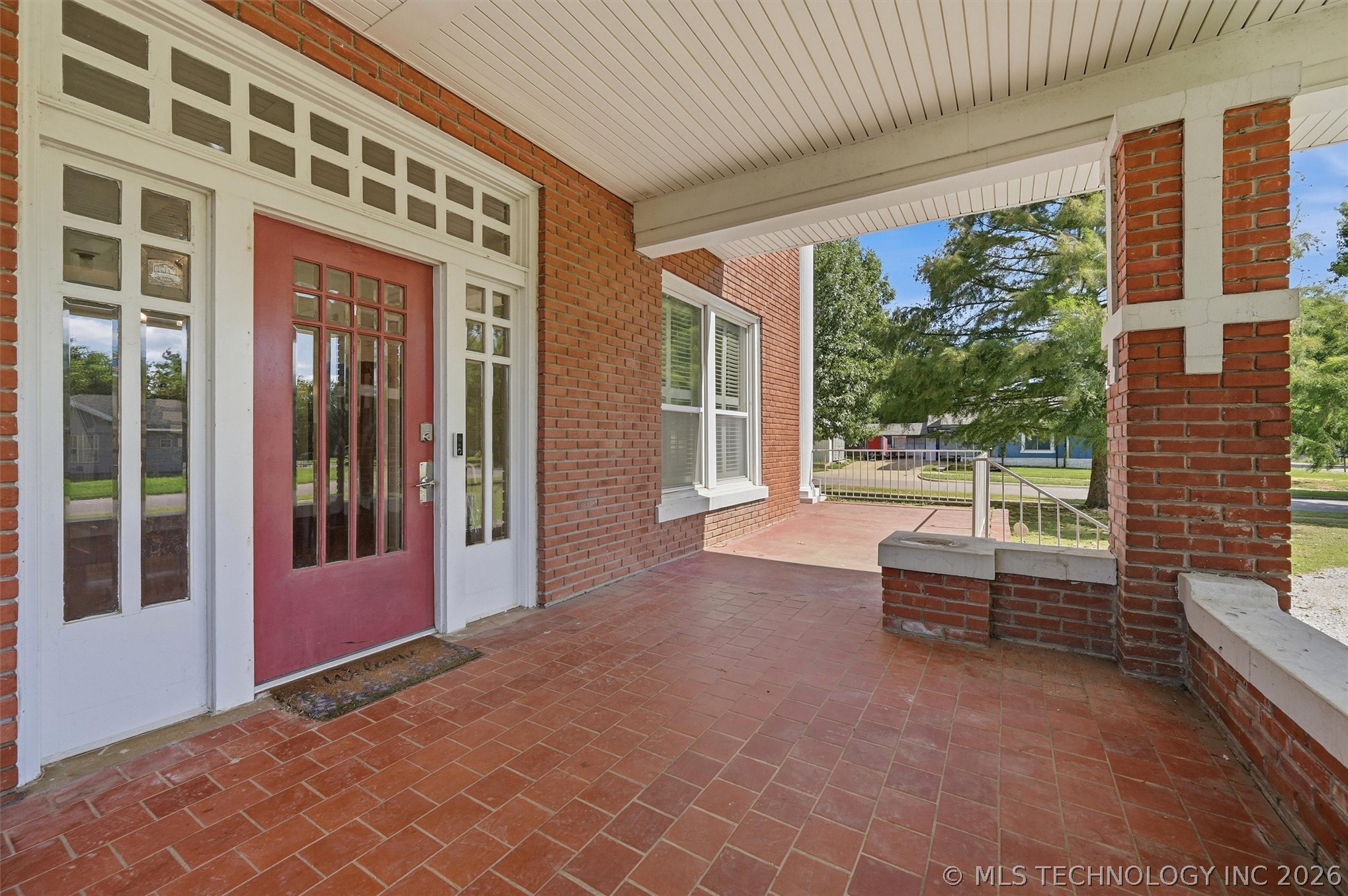 809 W Elm Street Property Photo 7