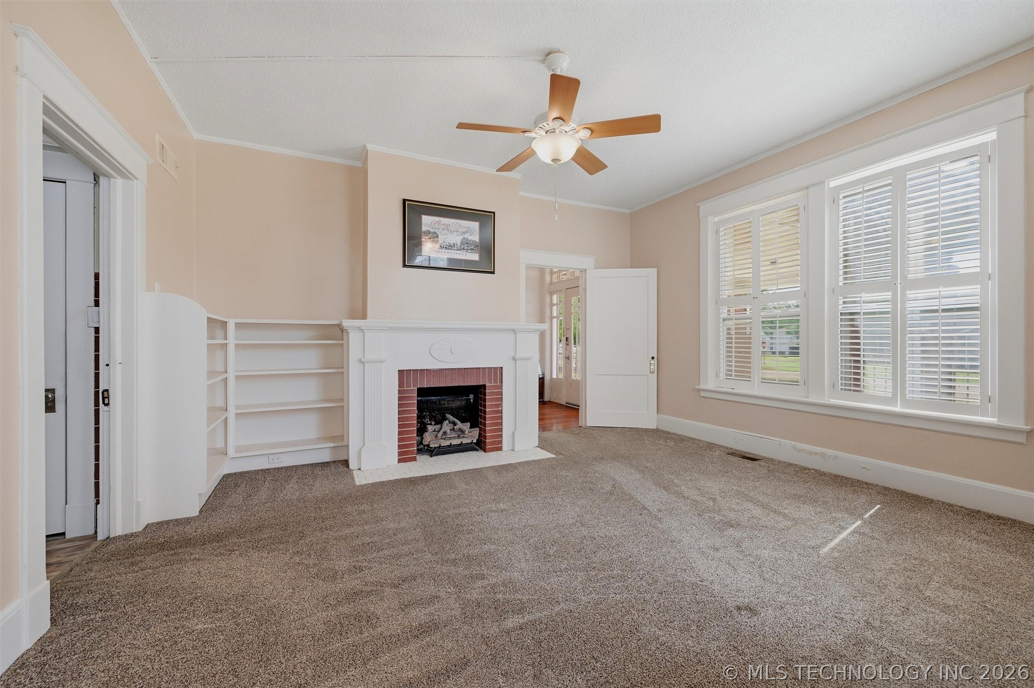809 W Elm Street Property Photo 20