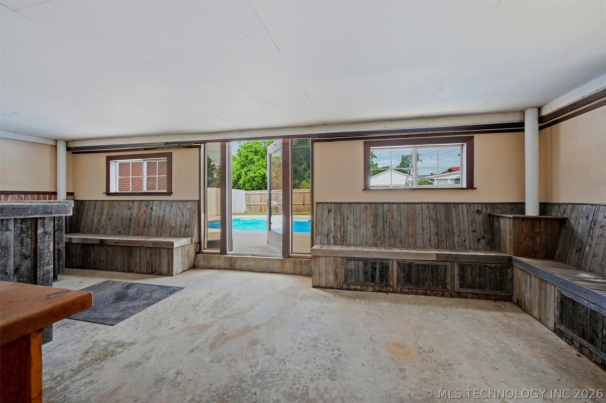 809 W Elm Street Property Photo 48