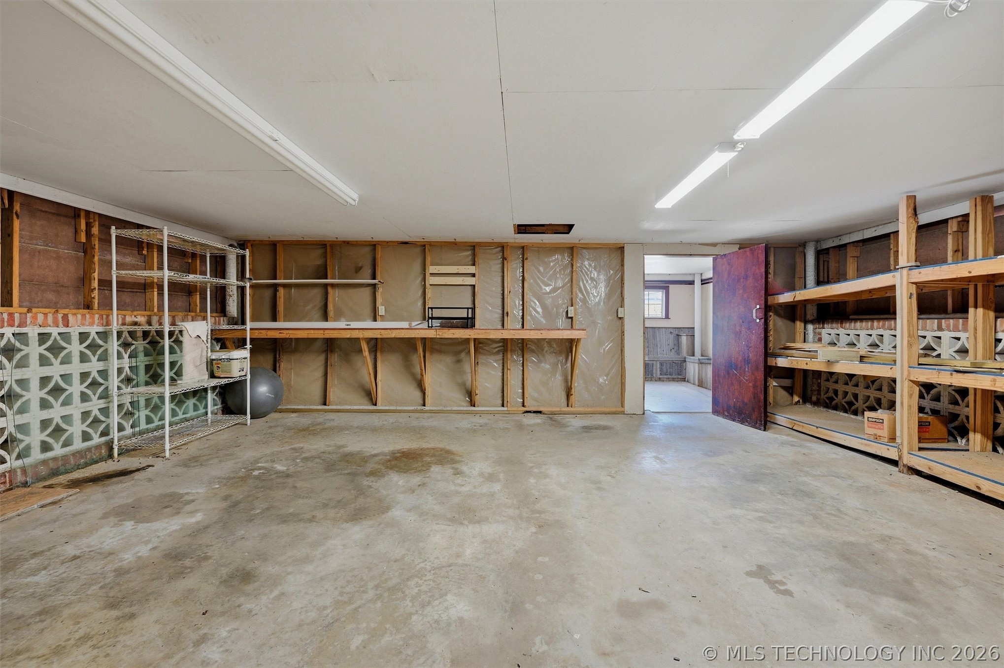 809 W Elm Street Property Photo 49