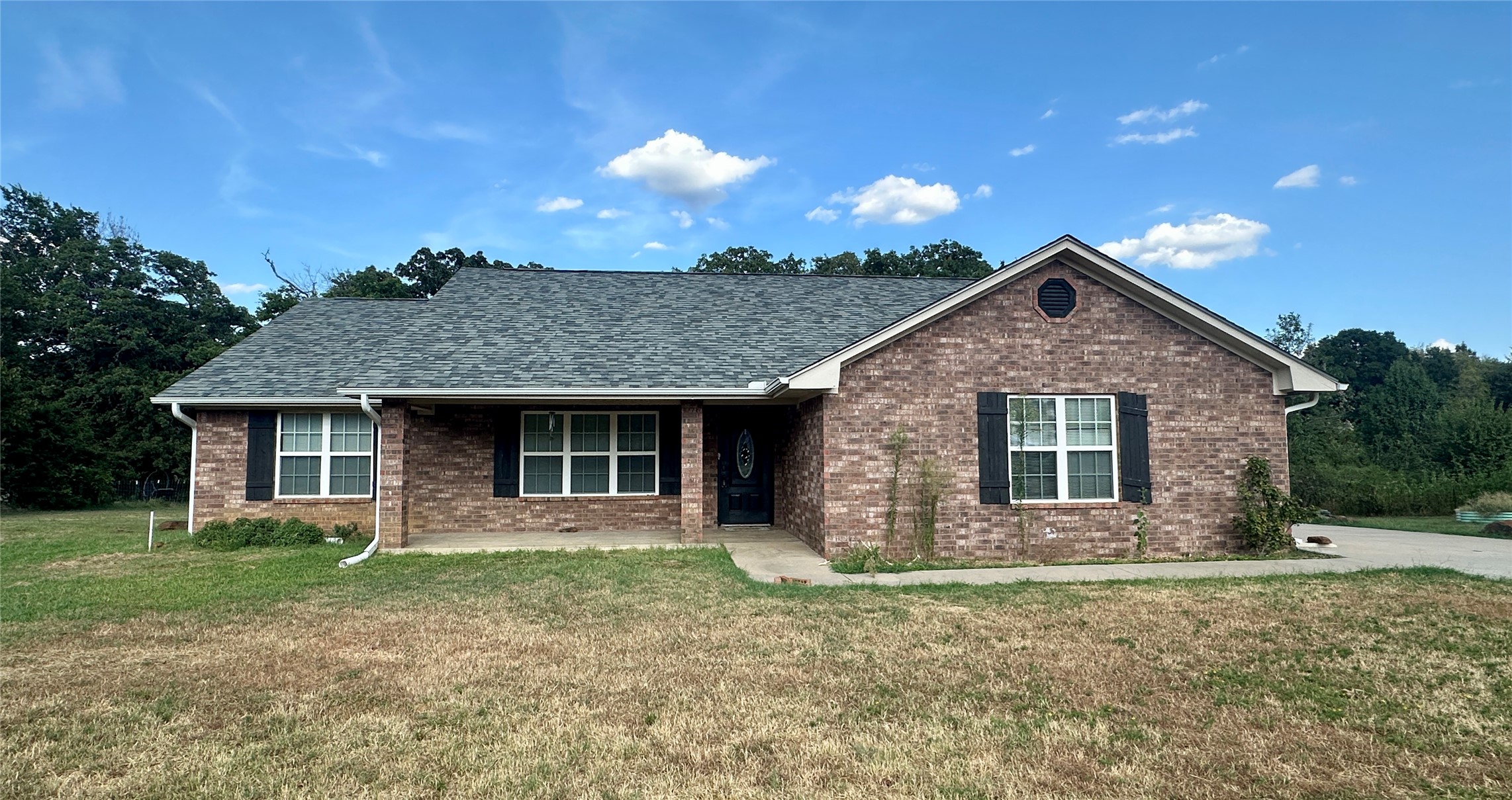 1400 Skyline Drive Property Photo