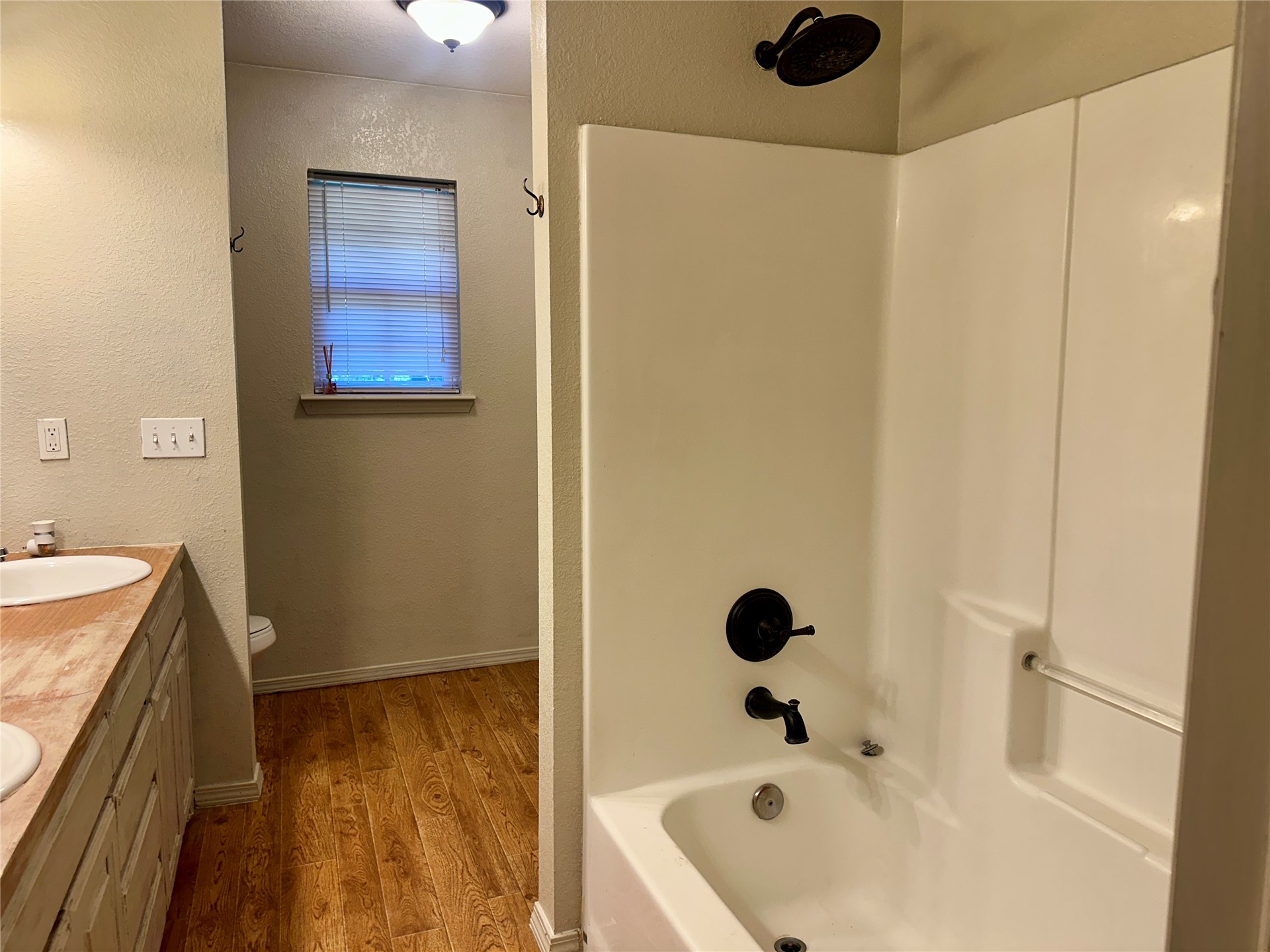 1400 Skyline Drive Property Photo 12