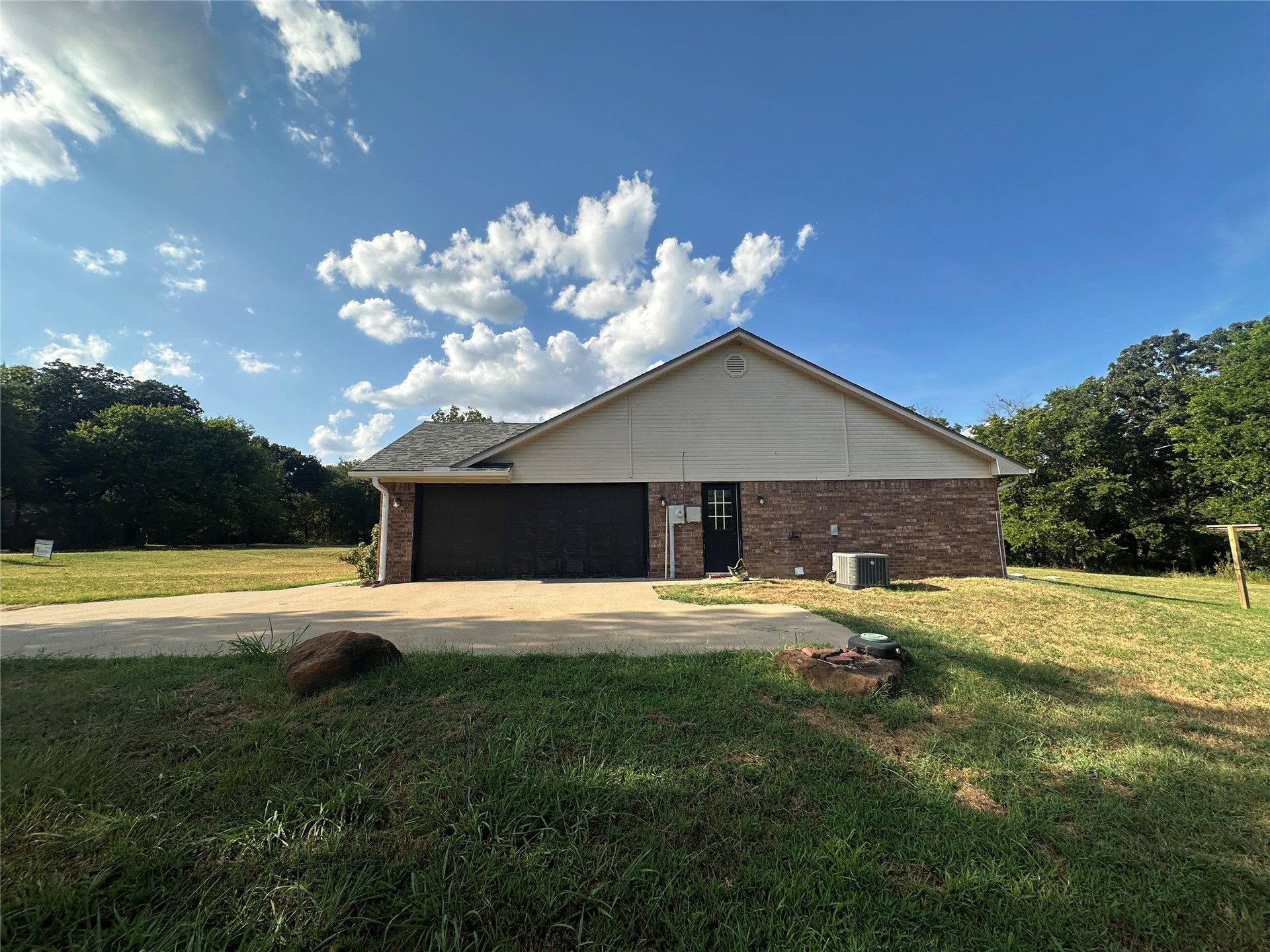 1400 Skyline Drive Property Photo 34