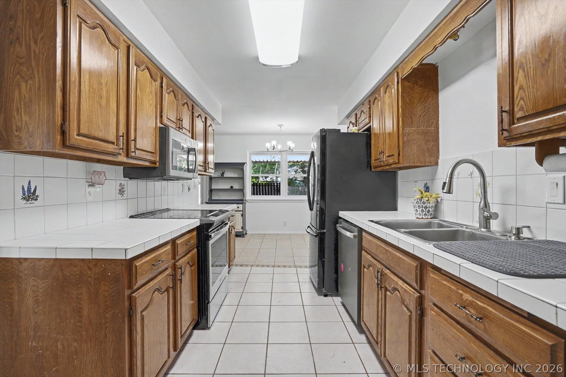 3637 E 143rd Street S Property Photo 10