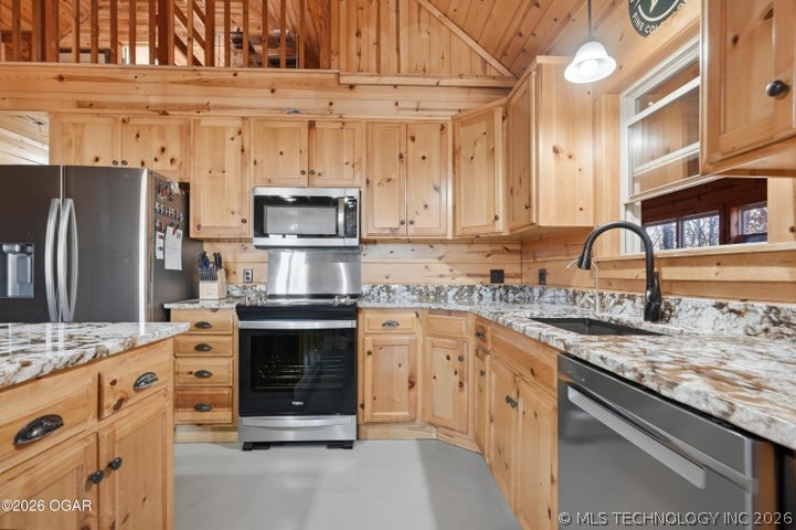 55750 360 Road Property Photo 8