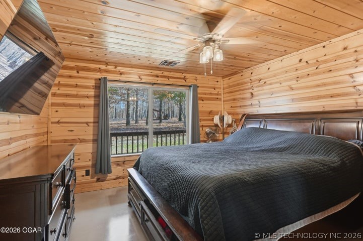55750 360 Road Property Photo 11