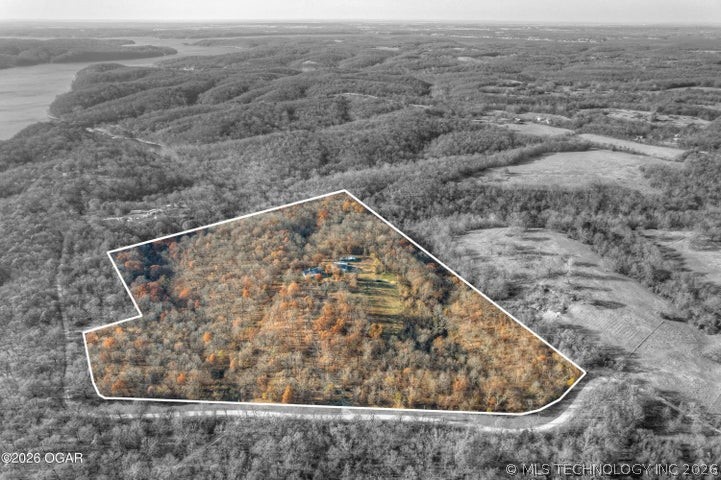 55750 360 Road Property Photo 21