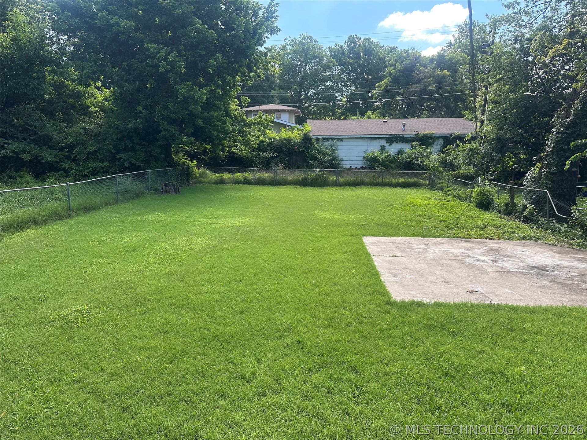 631 S Alabama Avenue Property Photo 11