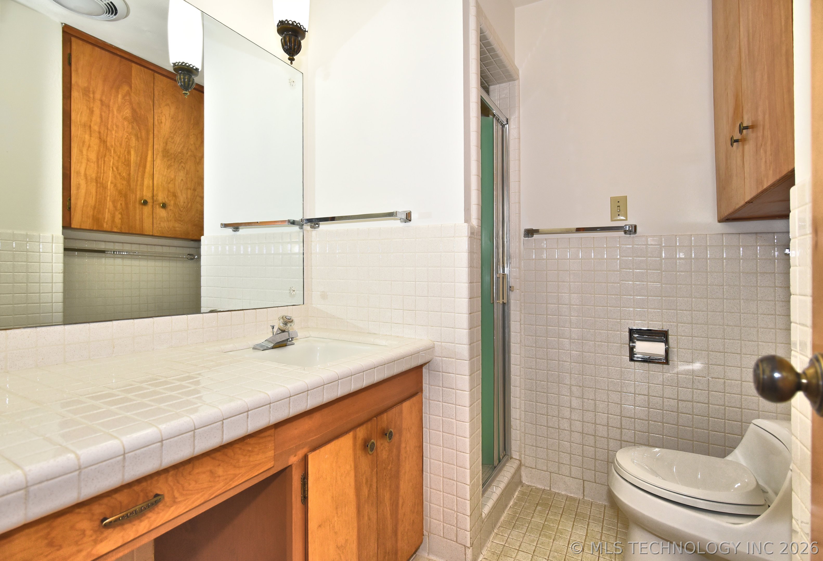 801 Risser Property Photo 25