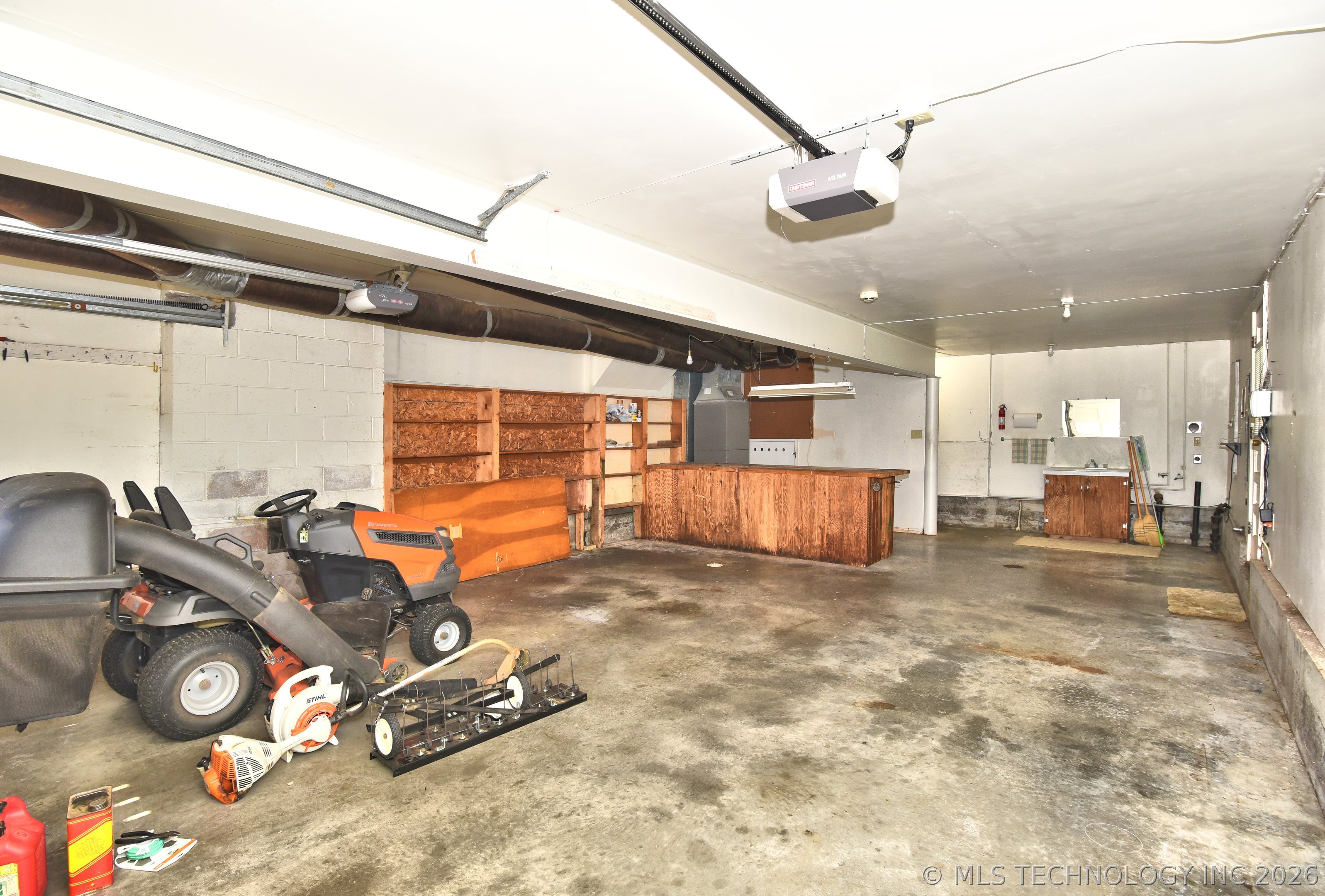 801 Risser Property Photo 29