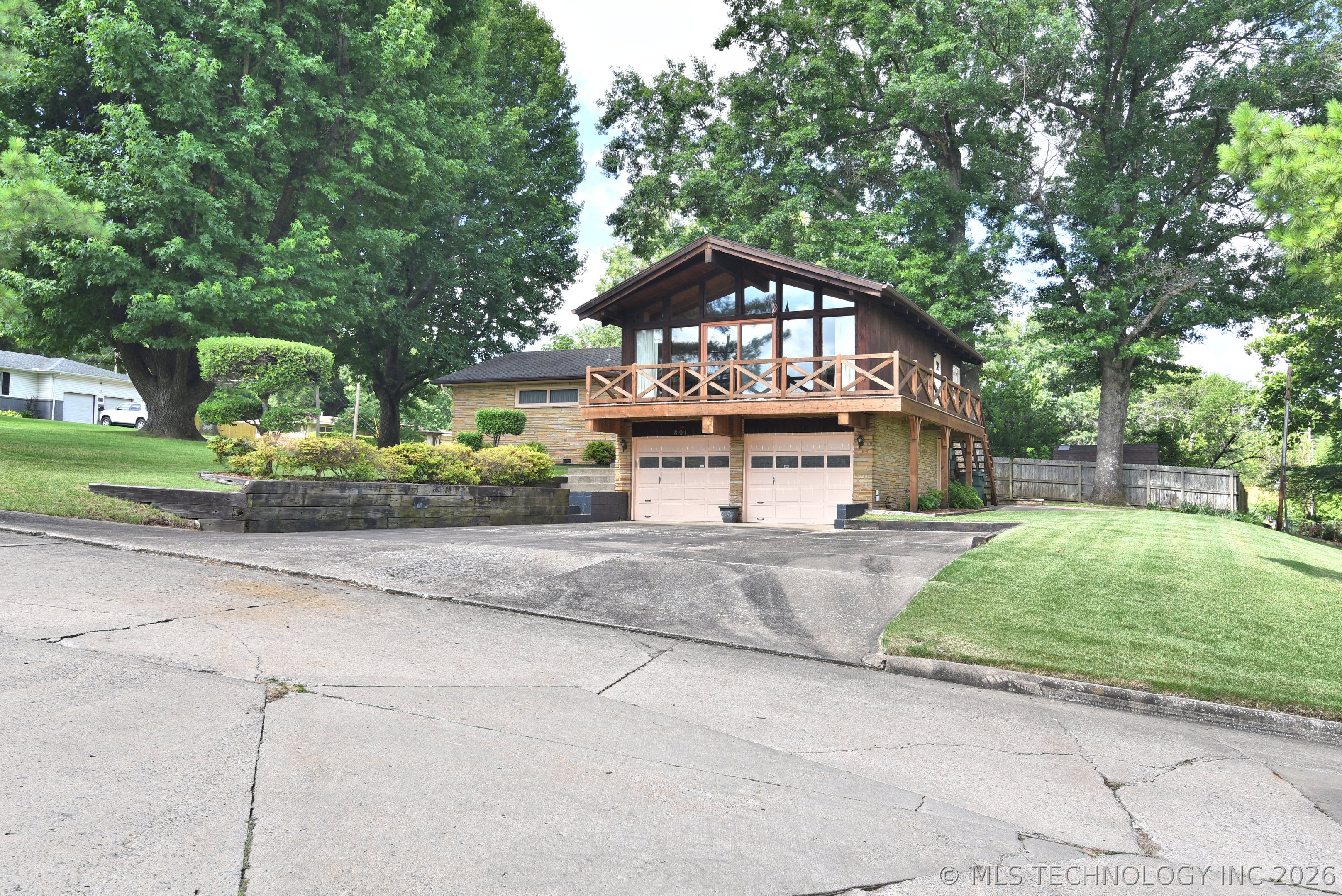 801 Risser Property Photo 35