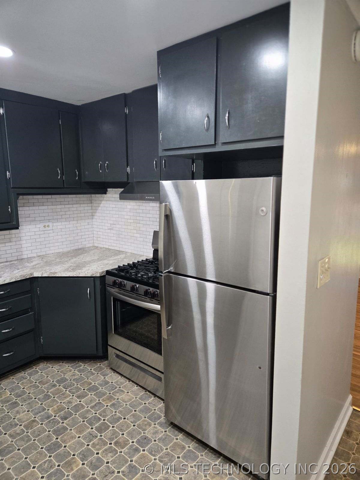 4740 S Boston Avenue Property Photo 2
